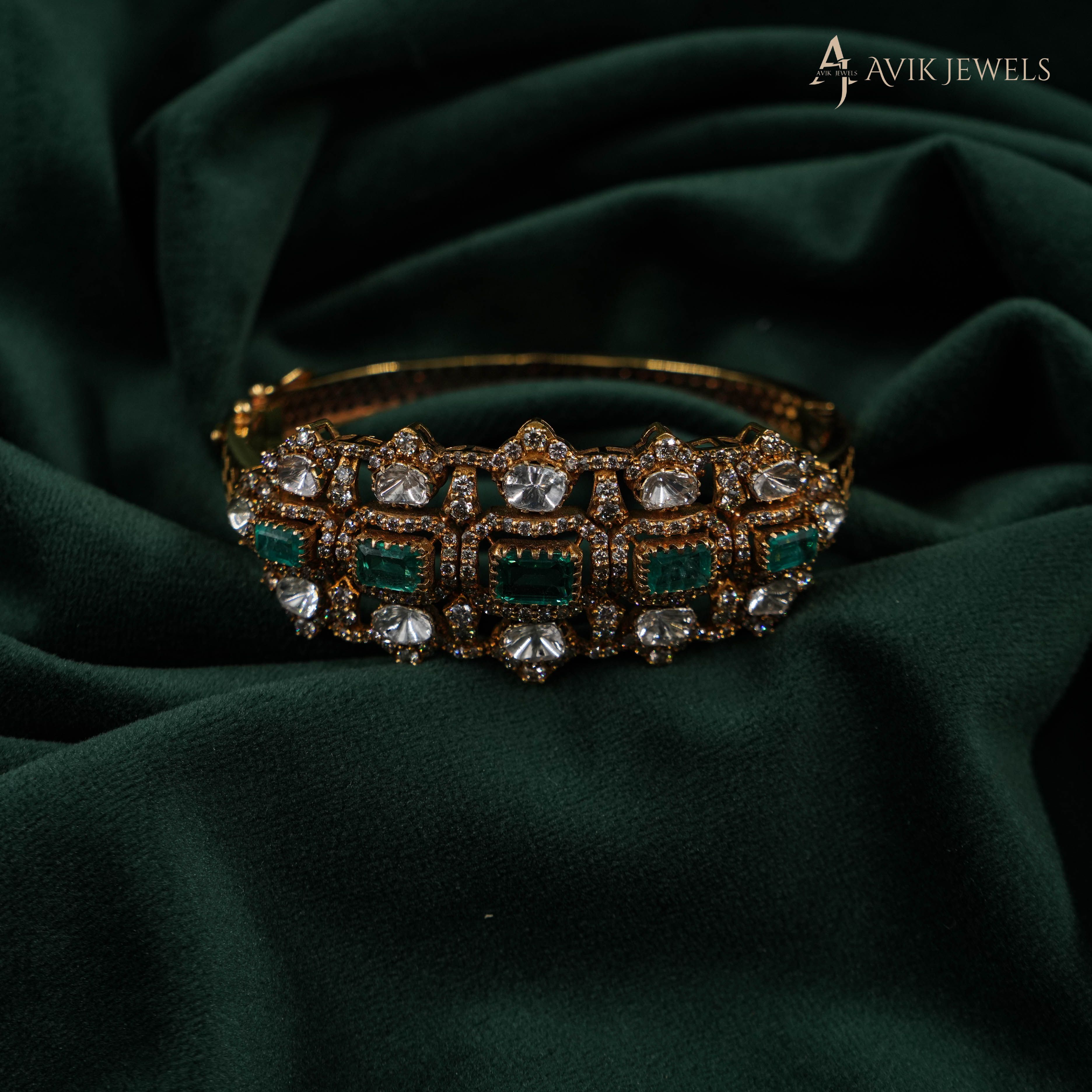 Polki Emerald Bracelet
