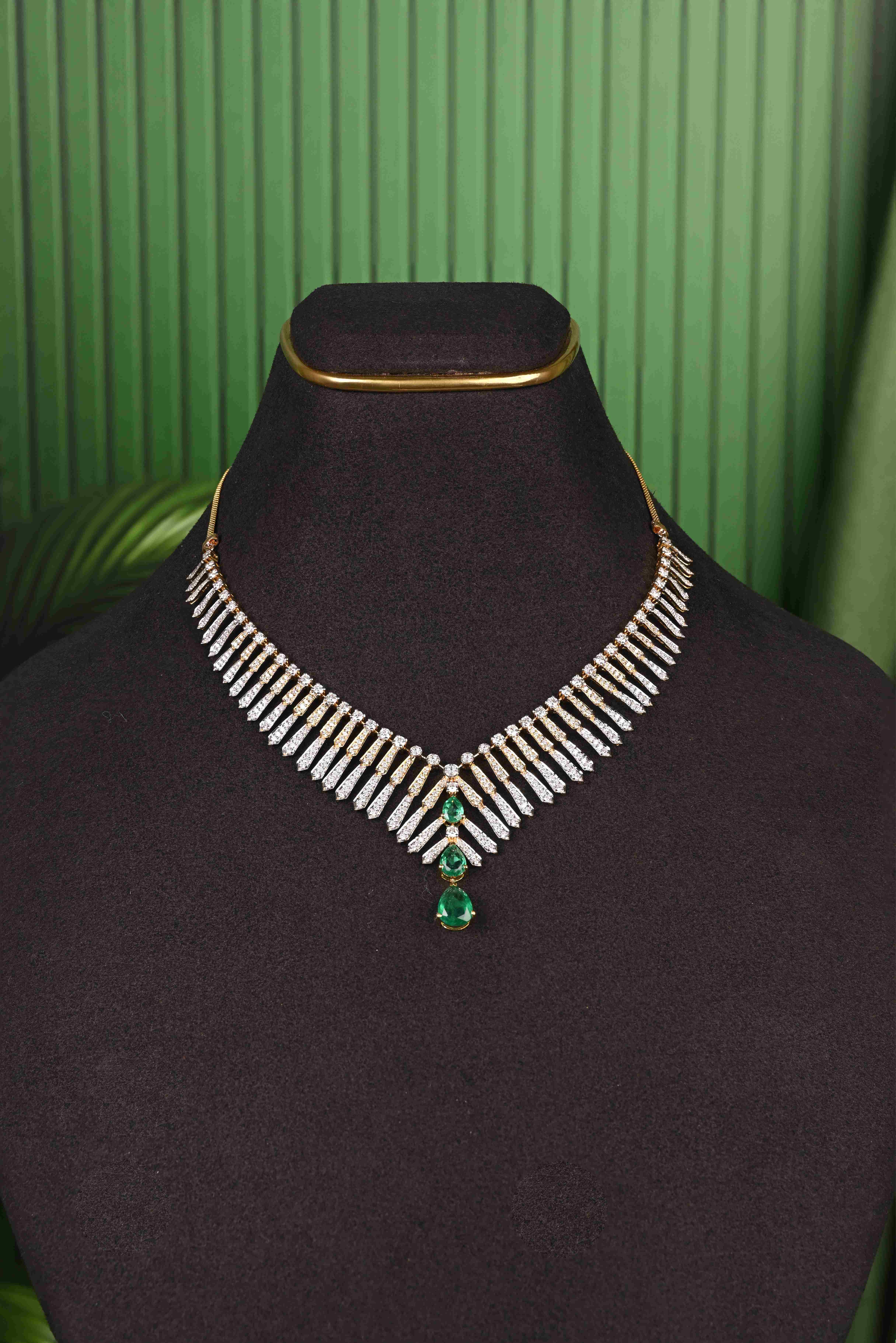 Brinda Gold and Diamonds - Emerald Cascade Diamond Necklace