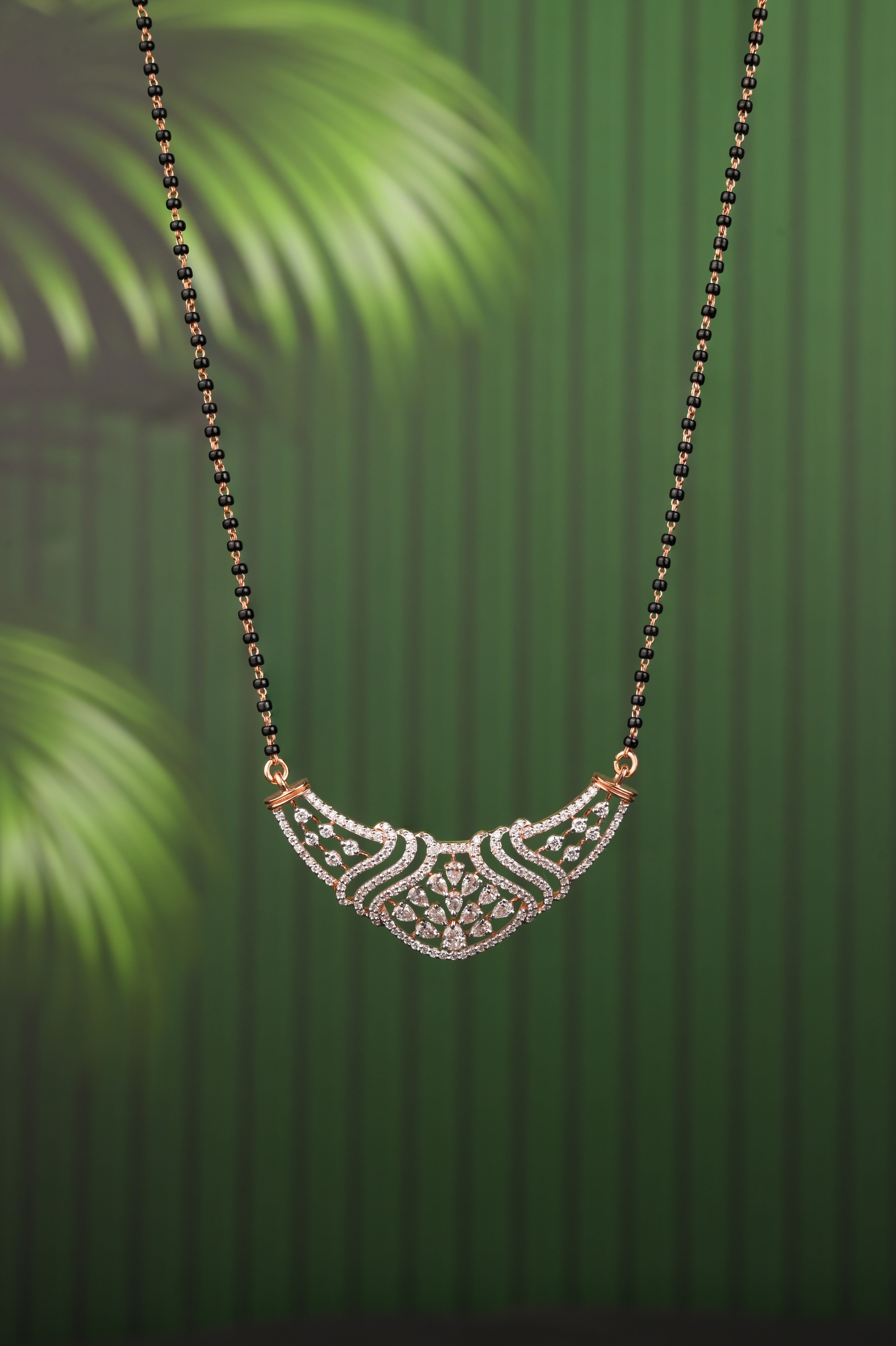 Brinda Gold and Diamonds - Marvellous Shimmering Diamond Mangalsutra