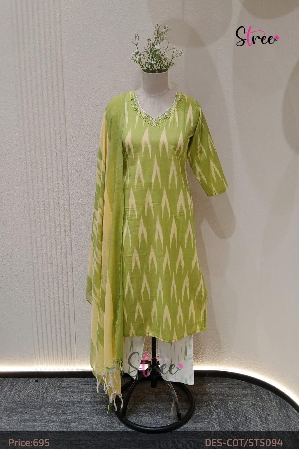 Diya sarees - Ekat cotton print with neck work 3-piece Kurti sets