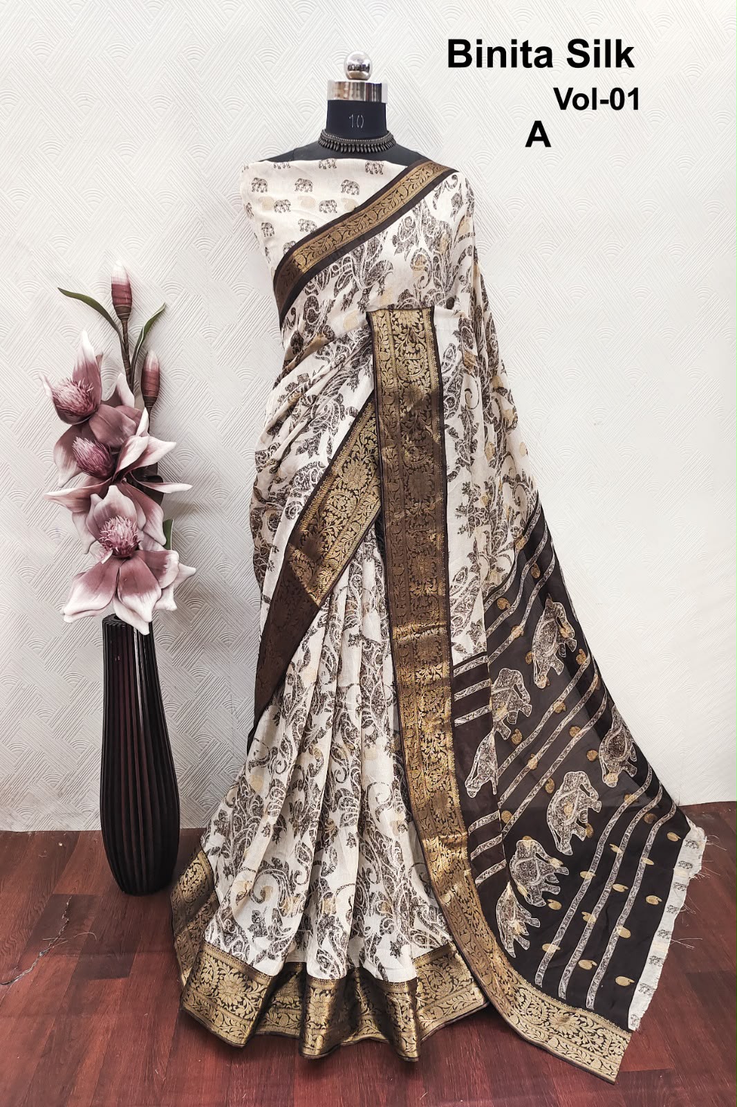 Diya sarees - Ivory & Black Printed Silk Saree