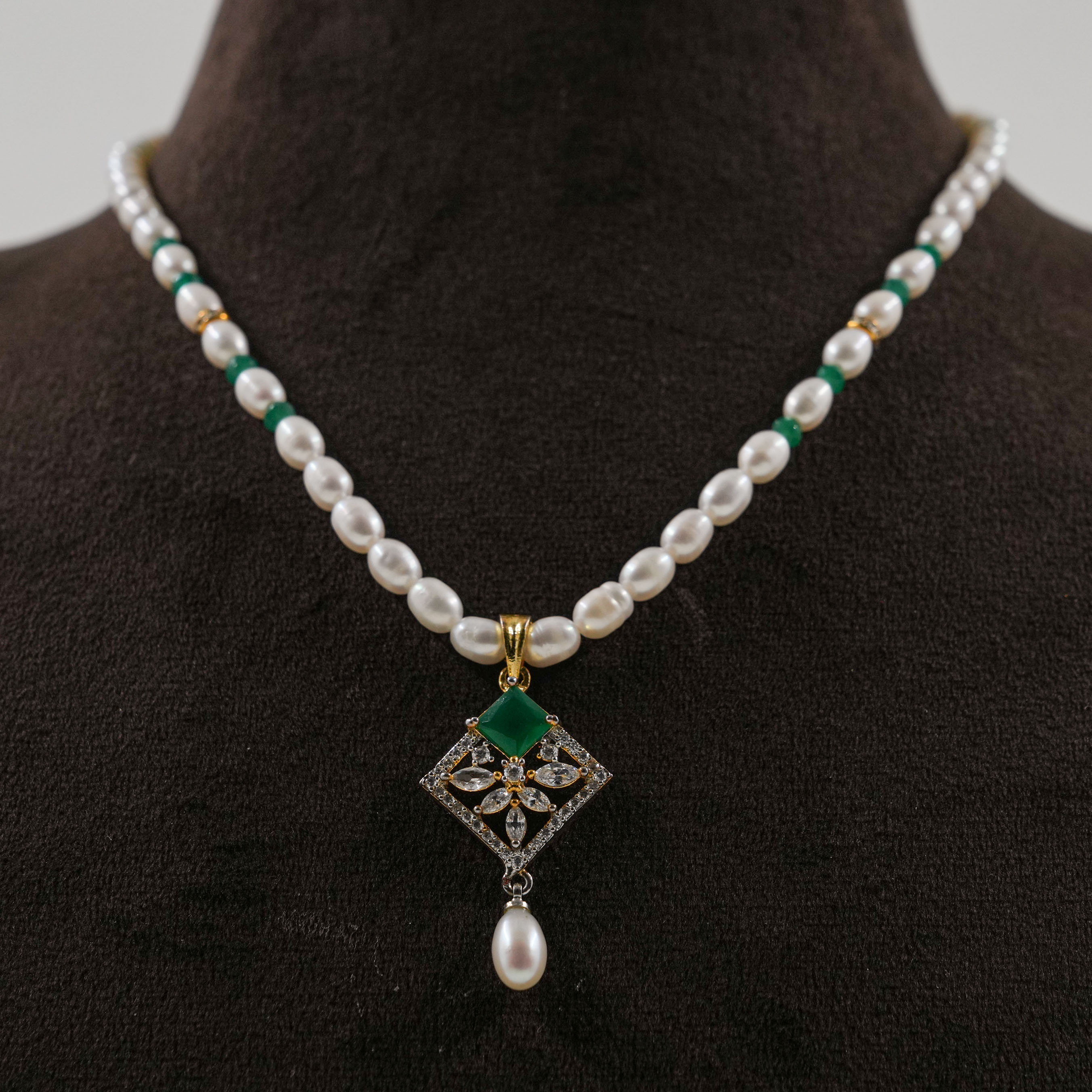 The Pearl Atelier by Kabra Pearls - Pearl Necklace set