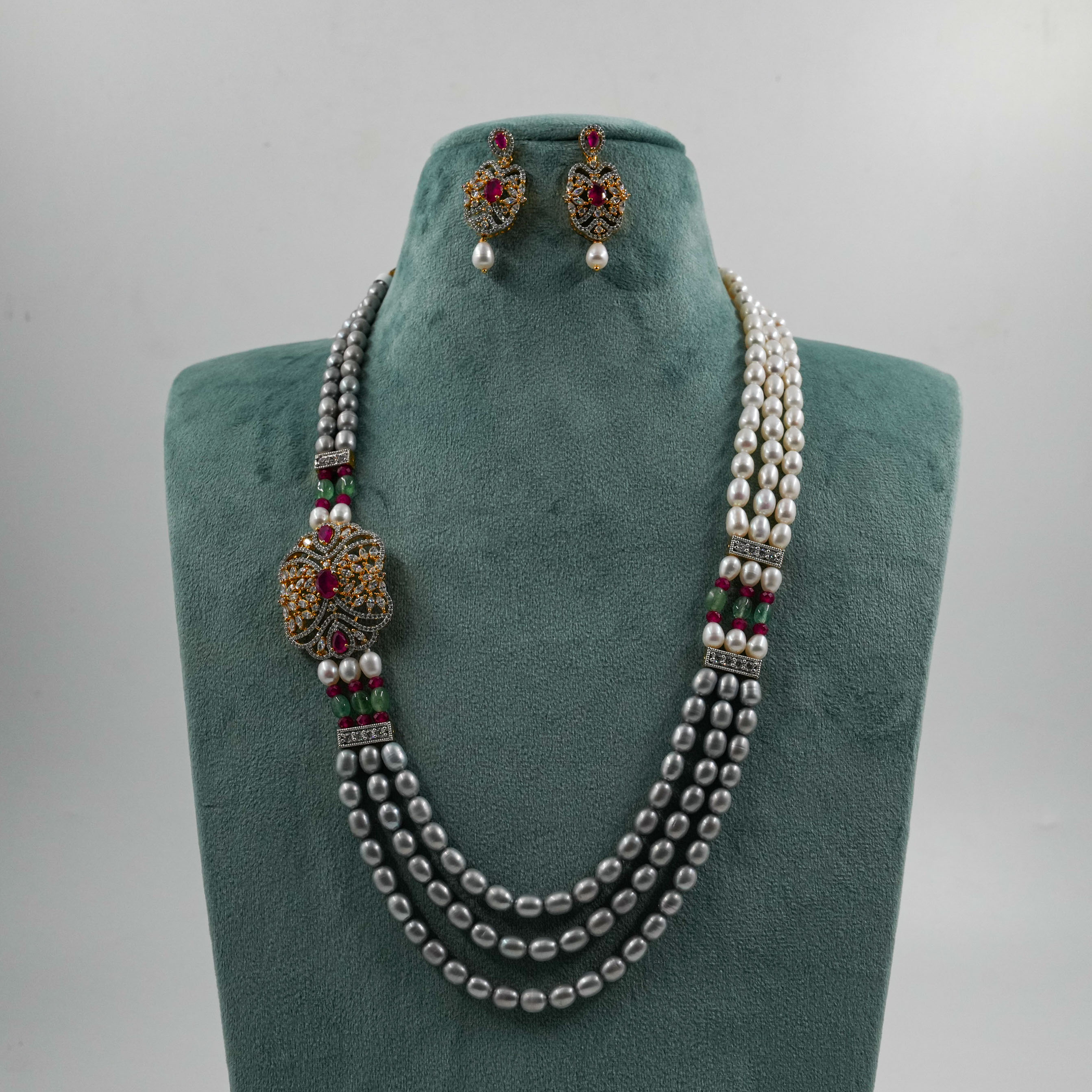 Pearl Necklace set