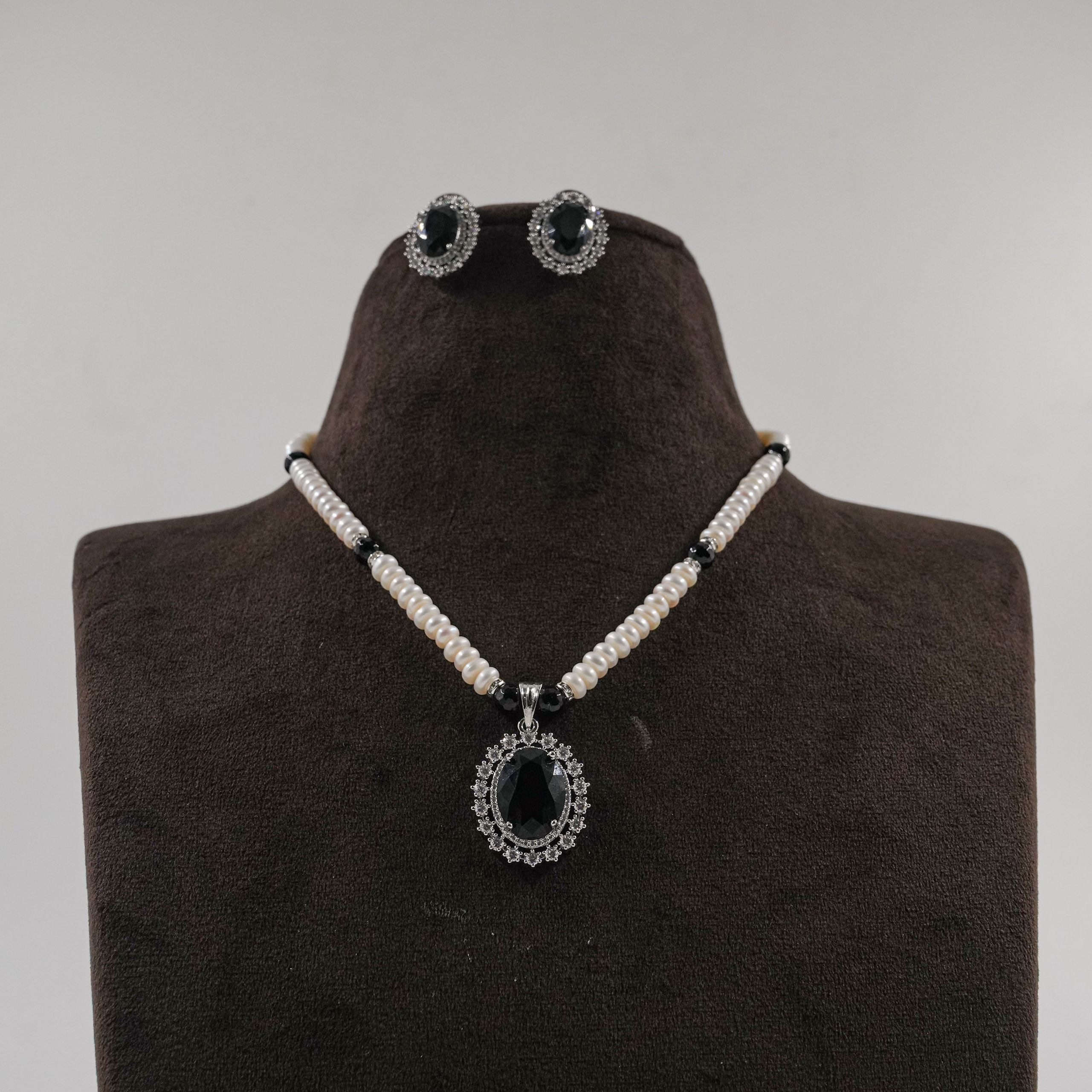 The Pearl Atelier by Kabra Pearls - Pearl Necklace set