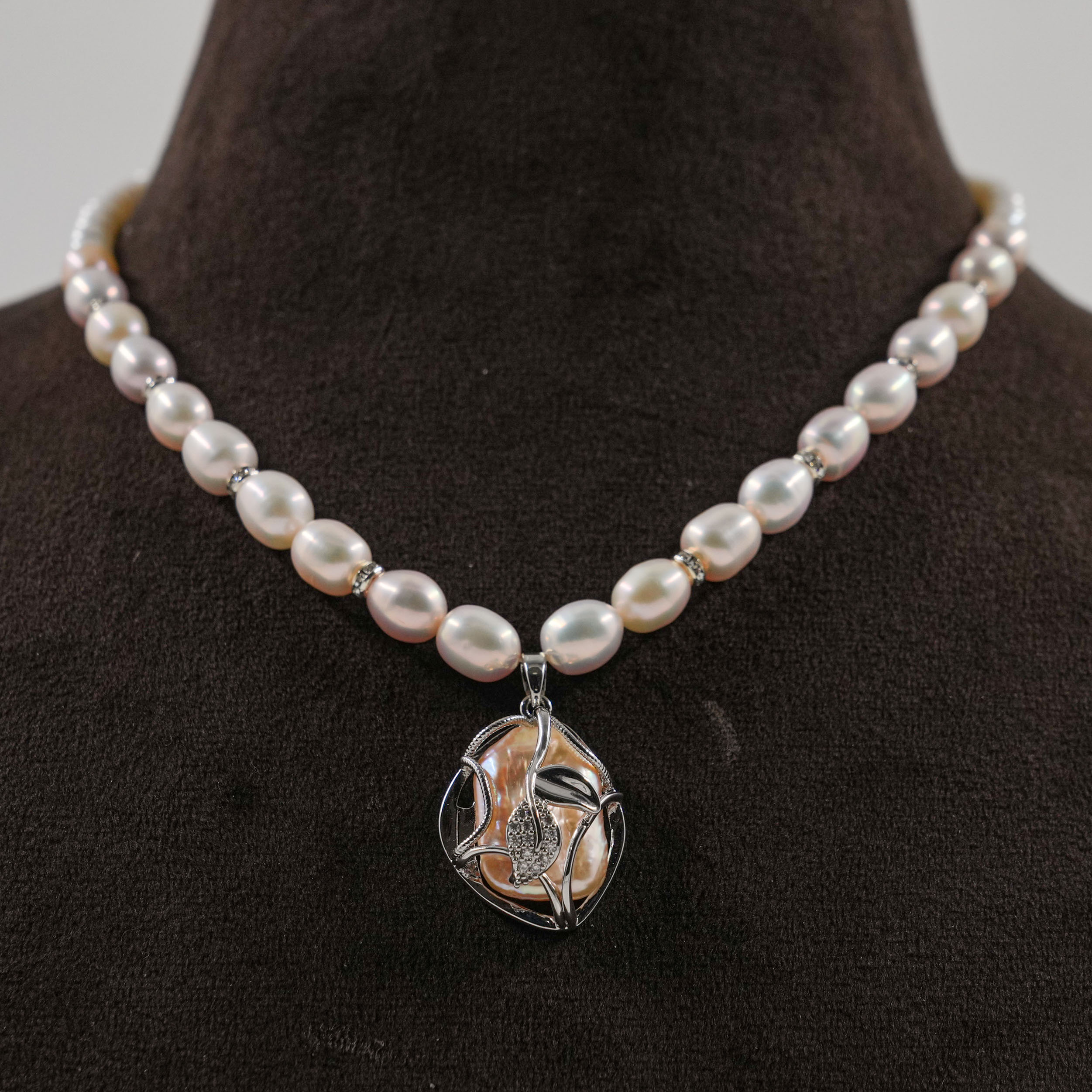 The Pearl Atelier by Kabra Pearls - Pearl Necklace set