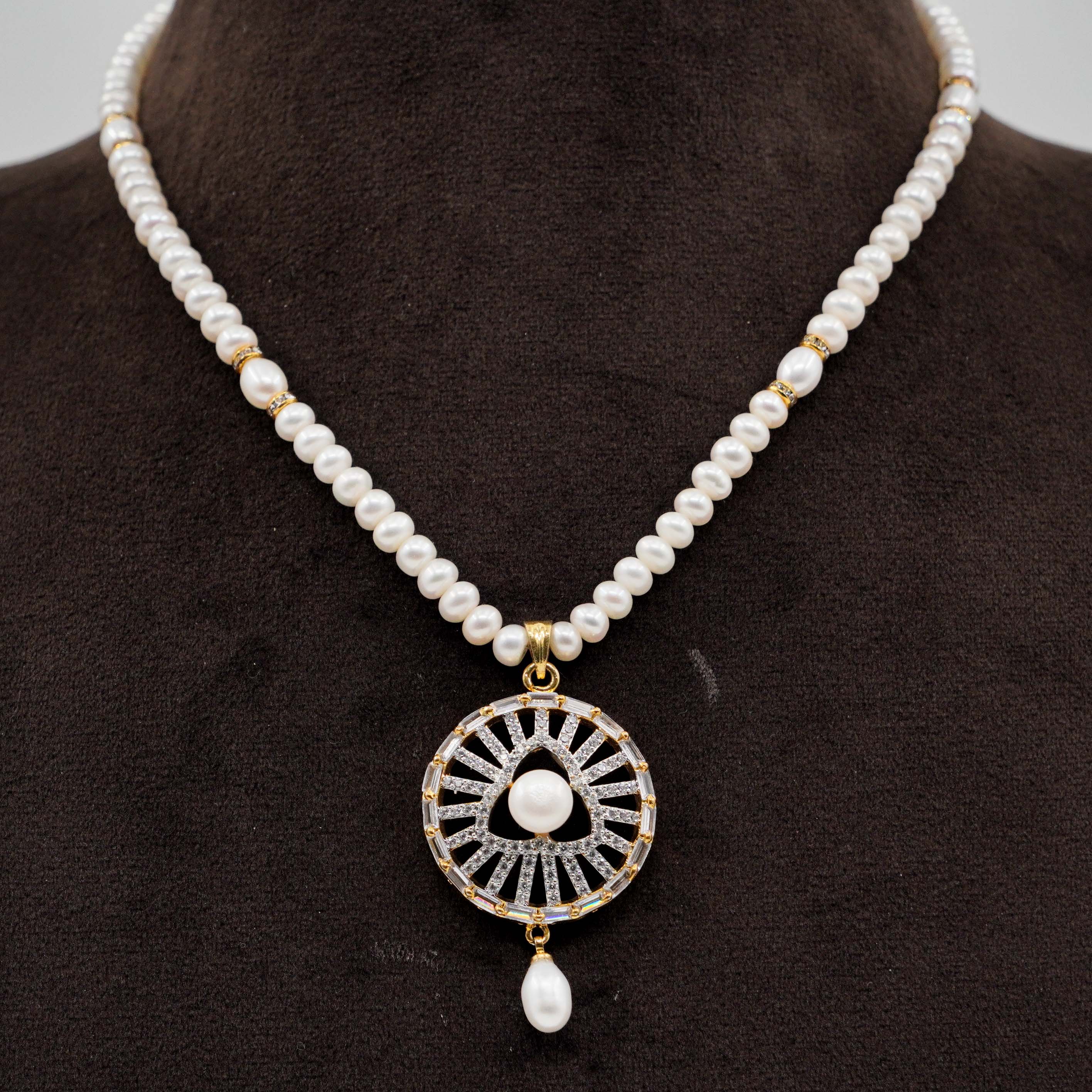 Pearl Necklace Set