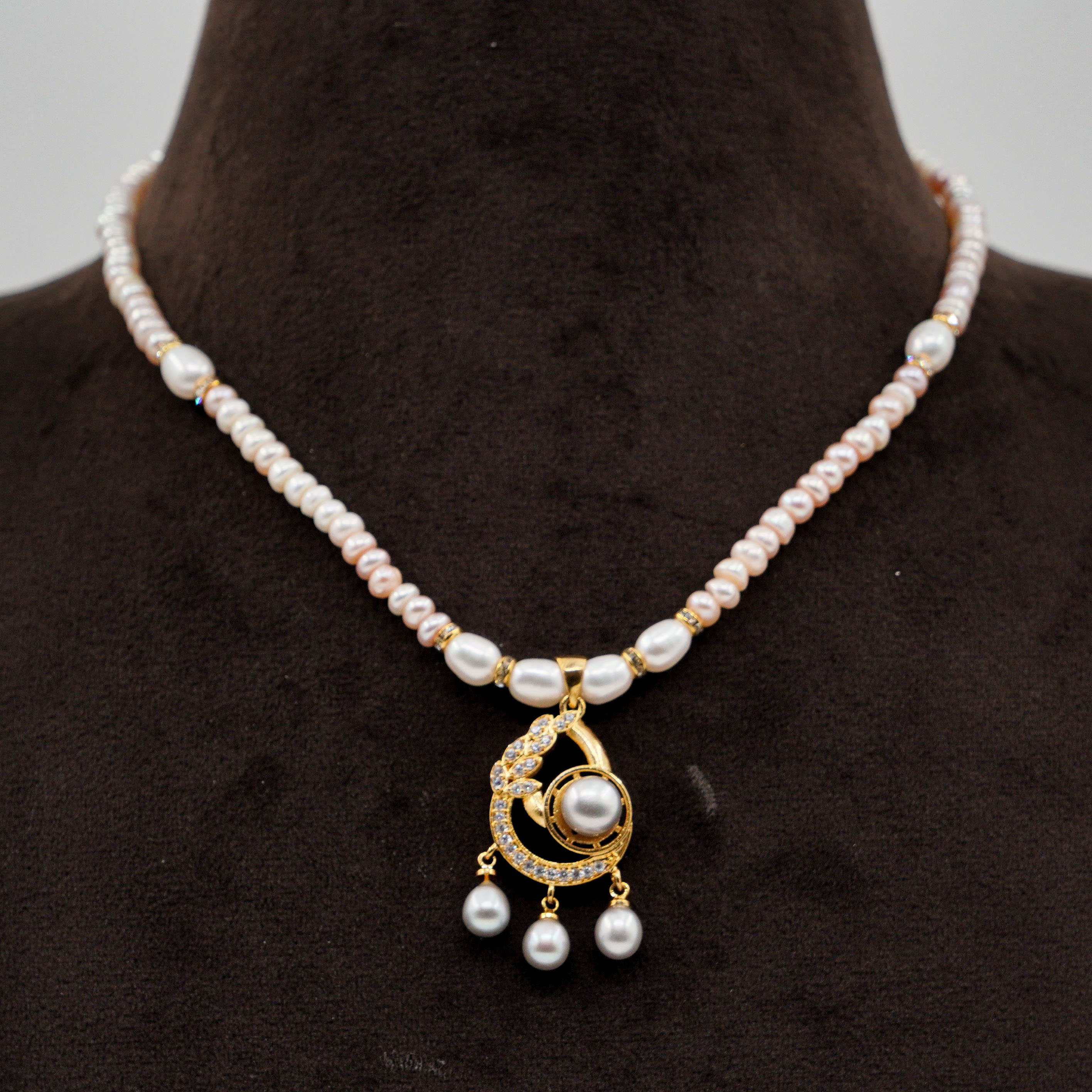 Pearl Necklace Set