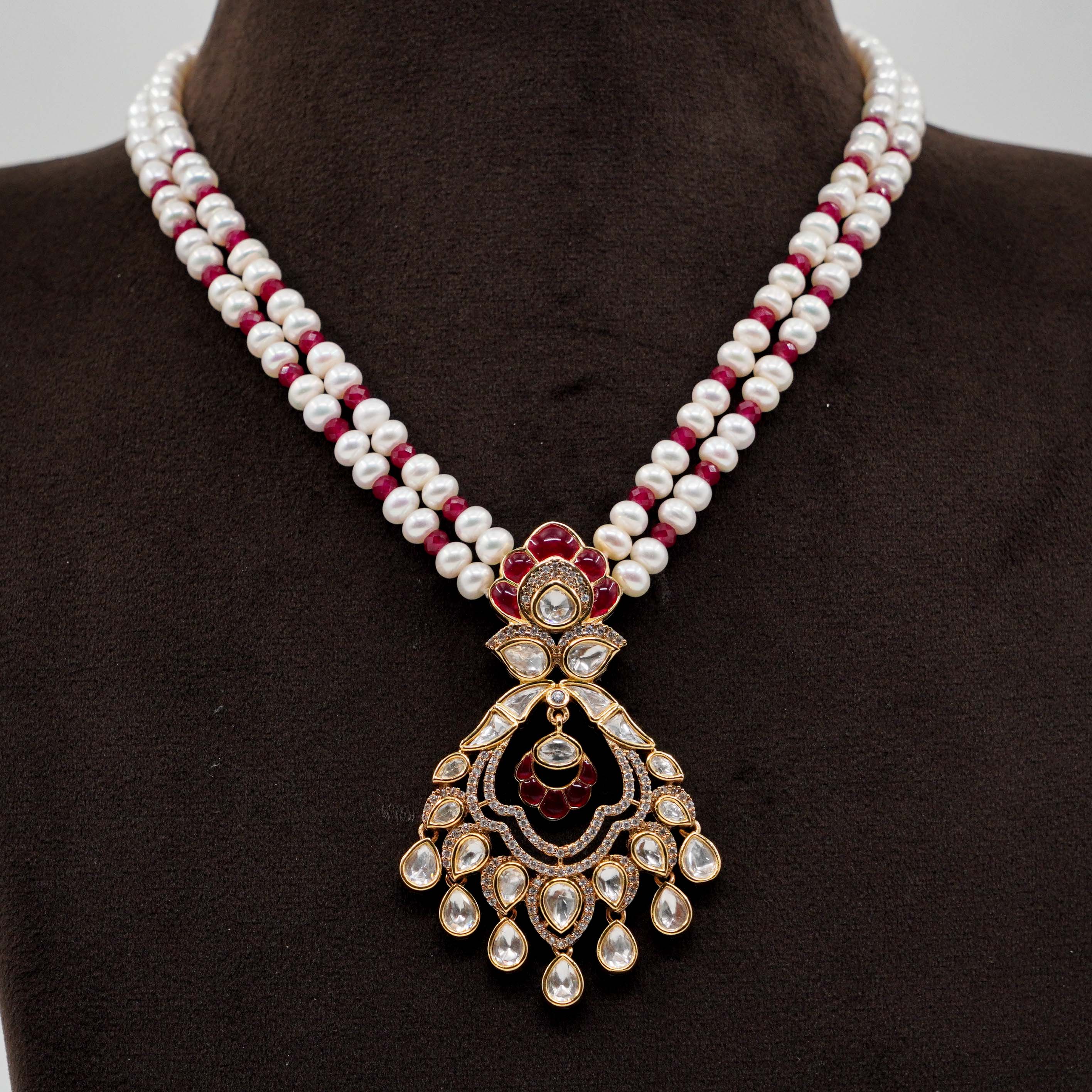 Pearl Necklace Set