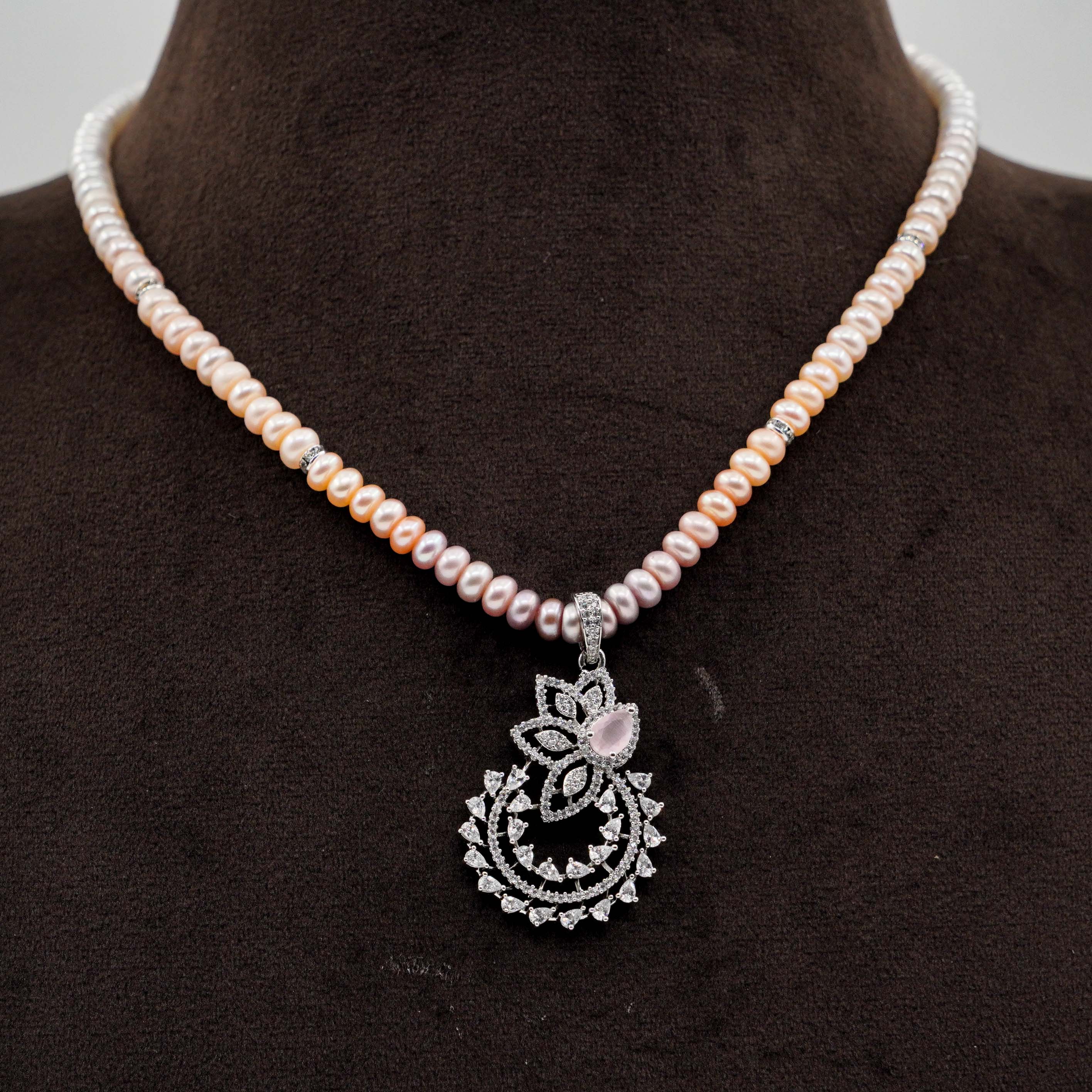 Pearl Necklace Set
