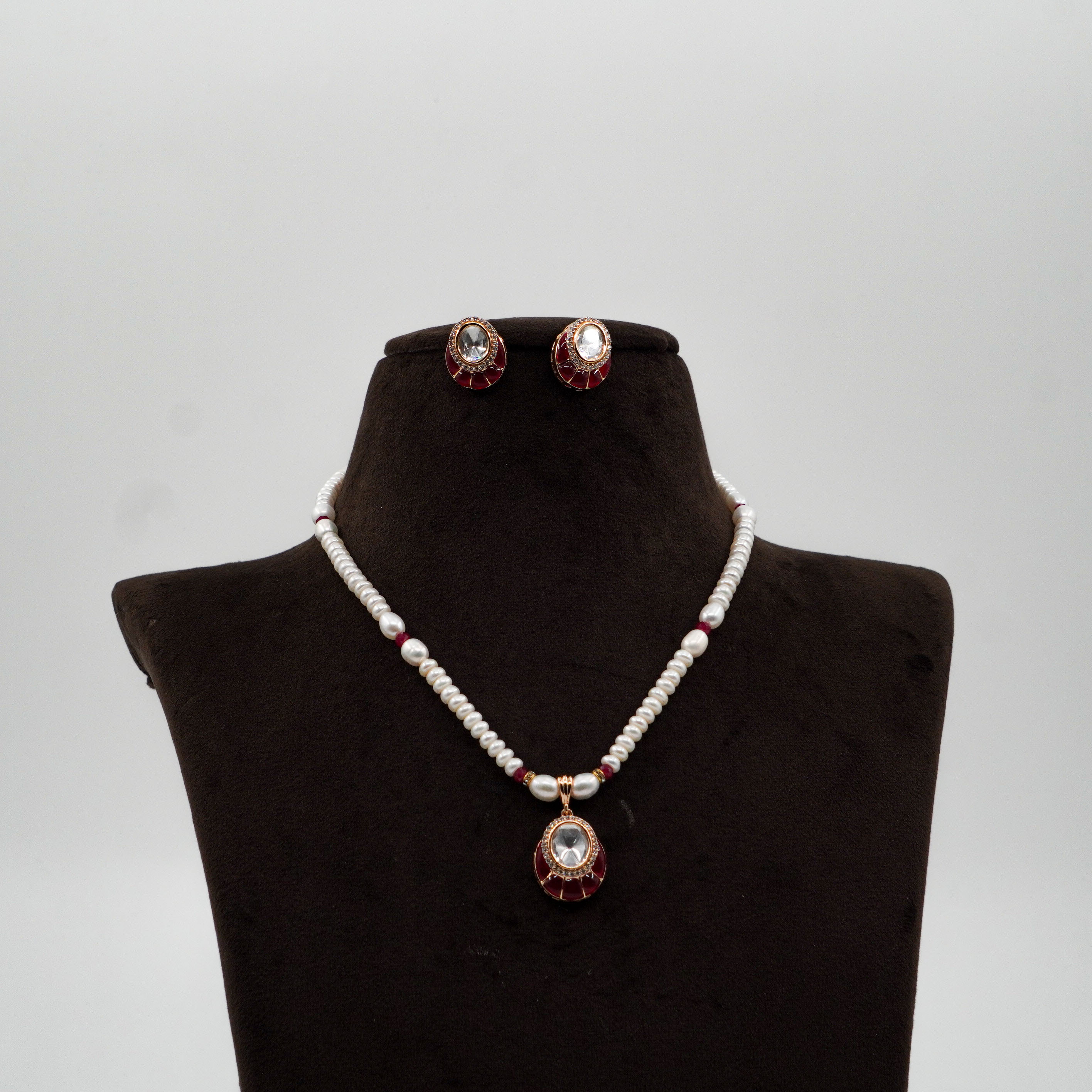 Pearl Necklace Set