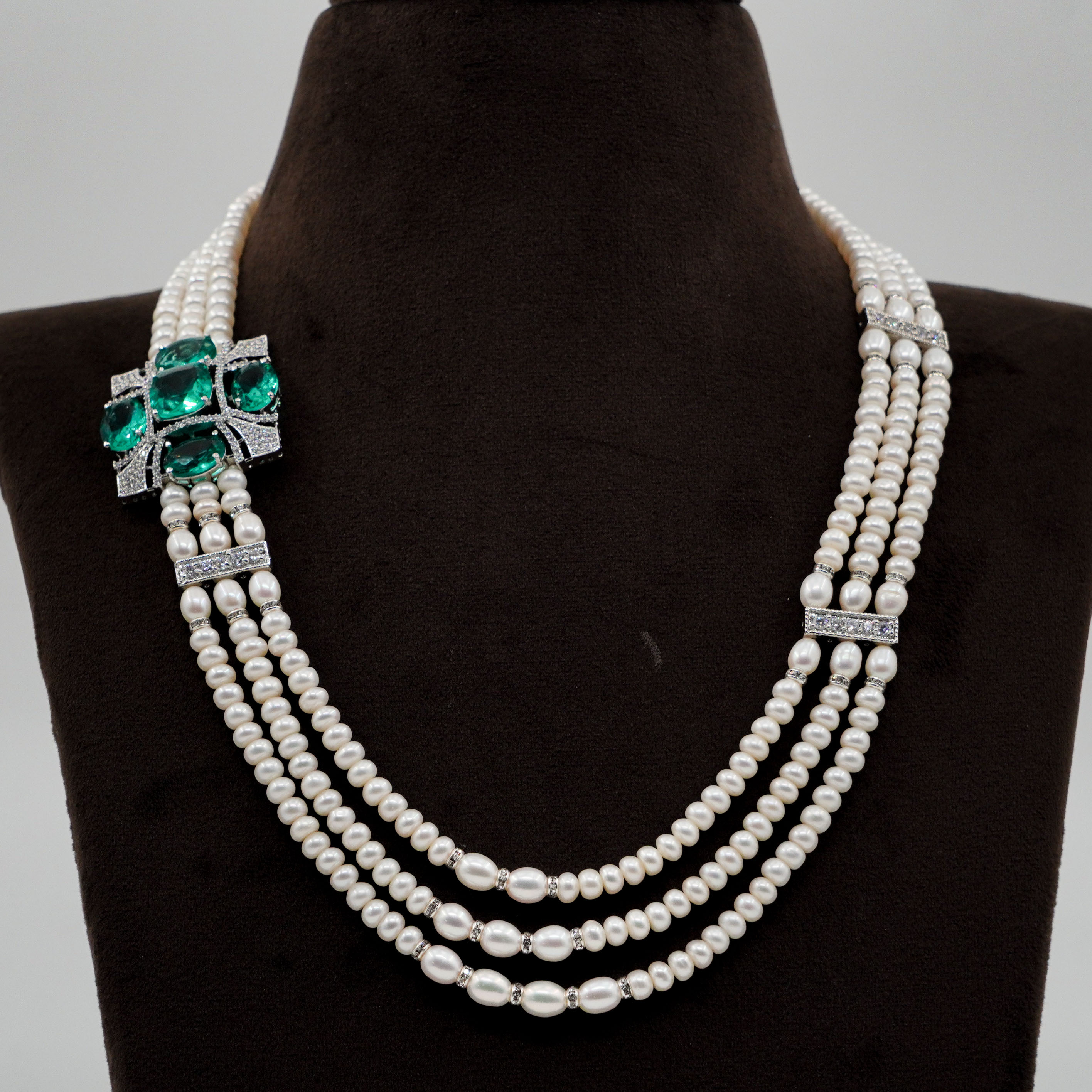 Pearl Emerald Necklace