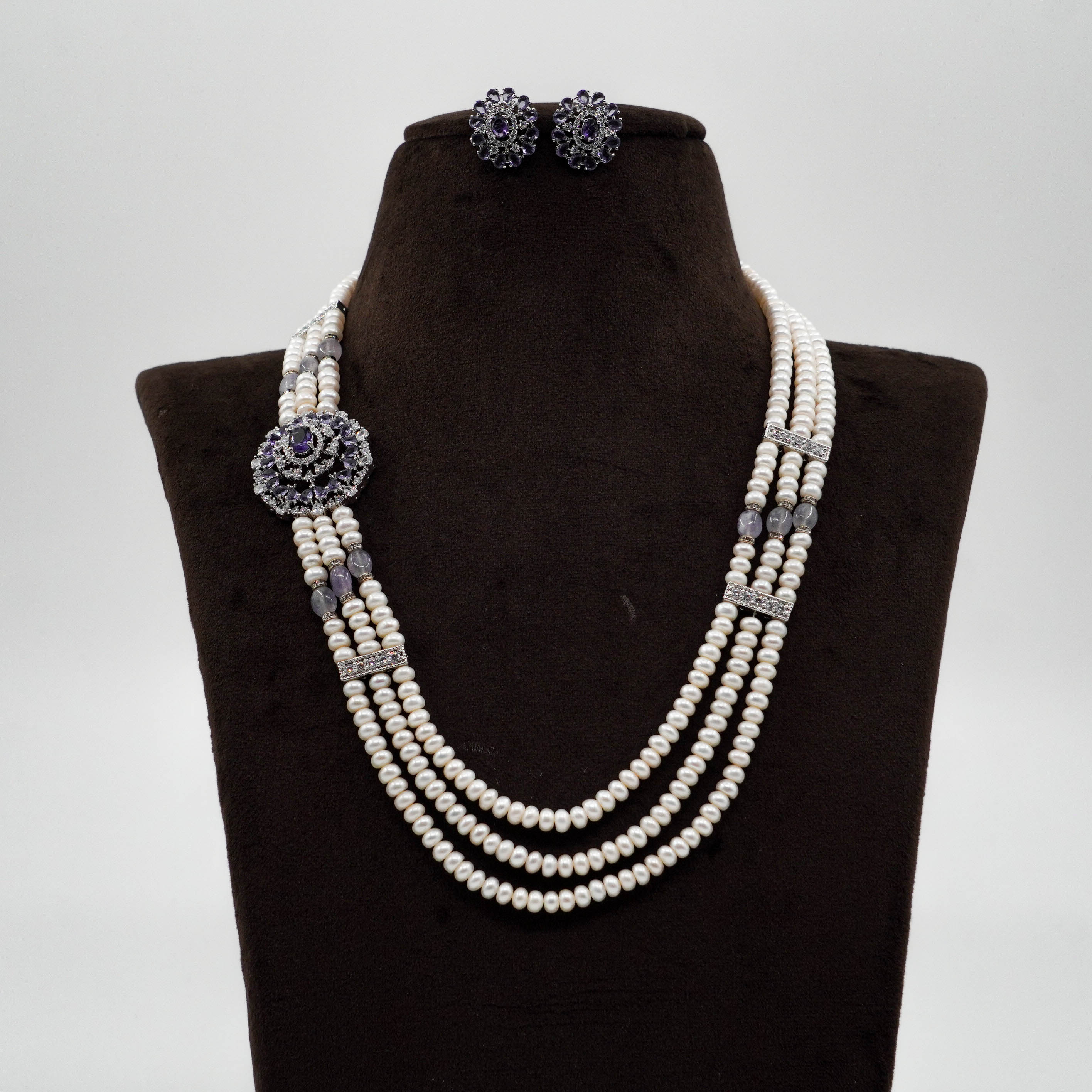 Pearl Necklace Set