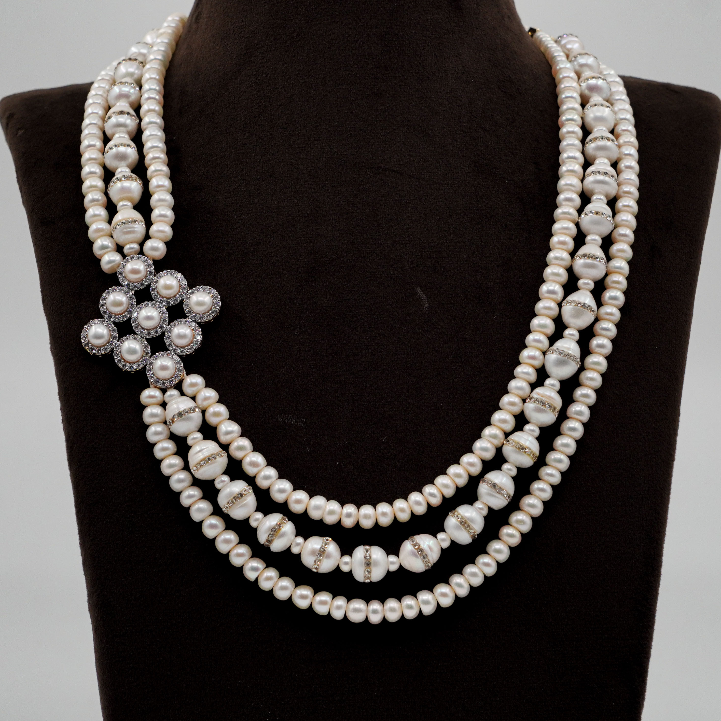 Pearl Necklace Set