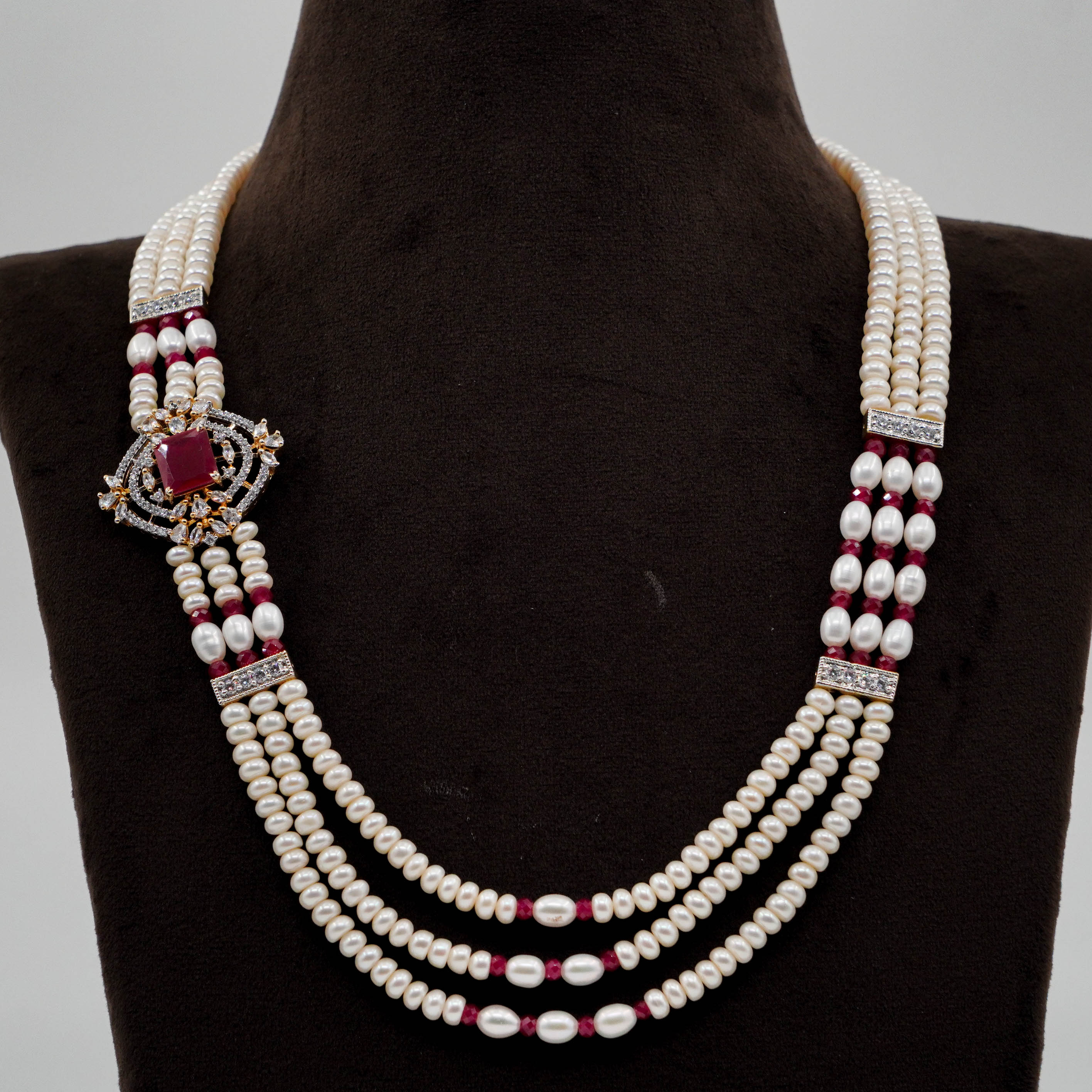 Pearl Necklace Set