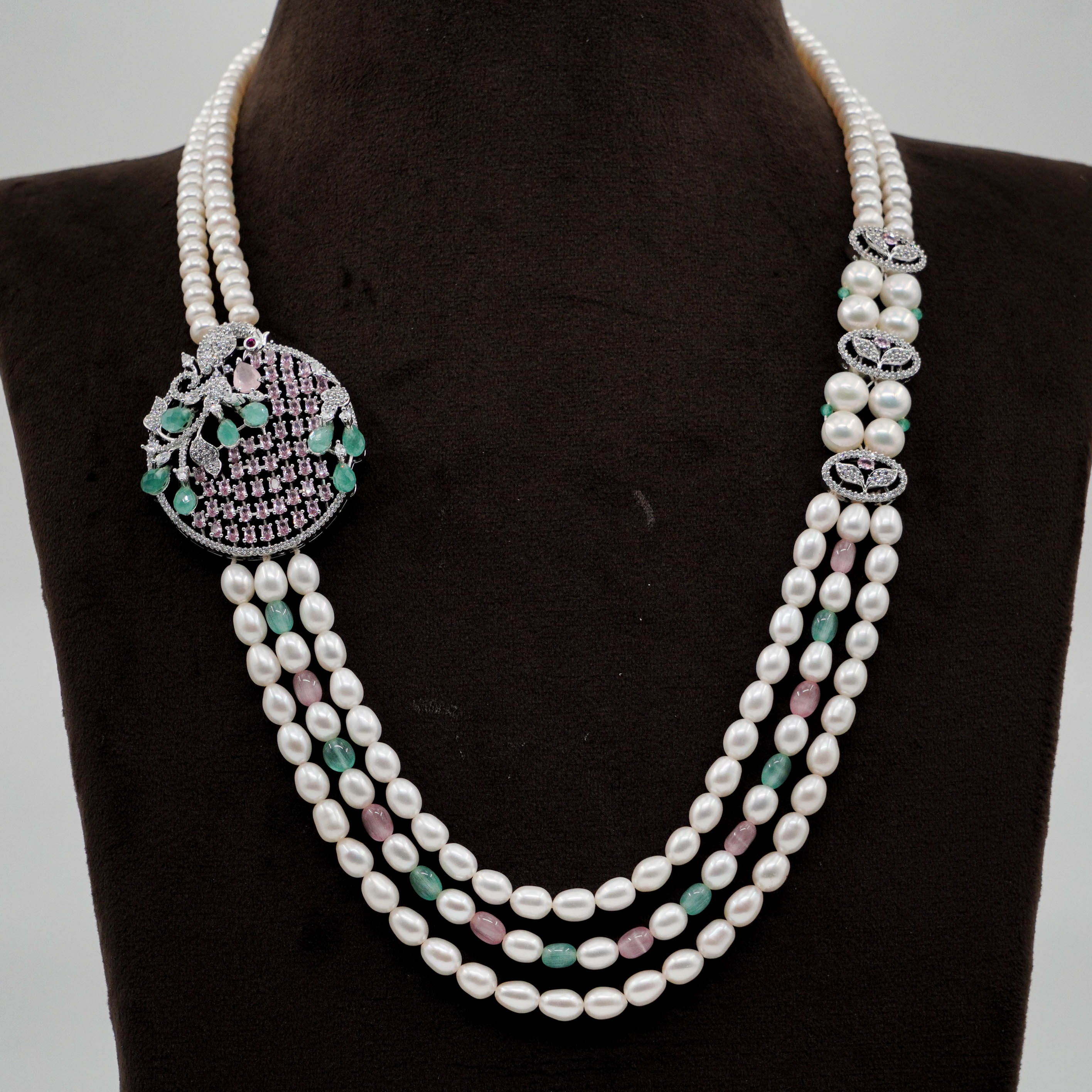 Pearl Necklace Set
