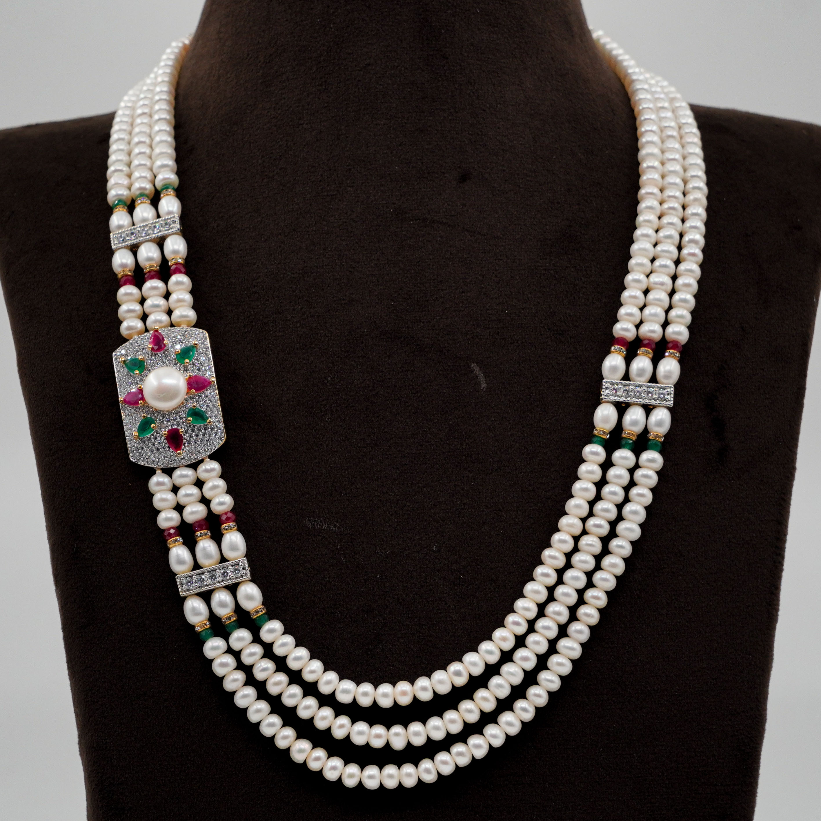 Pearl Necklace Set