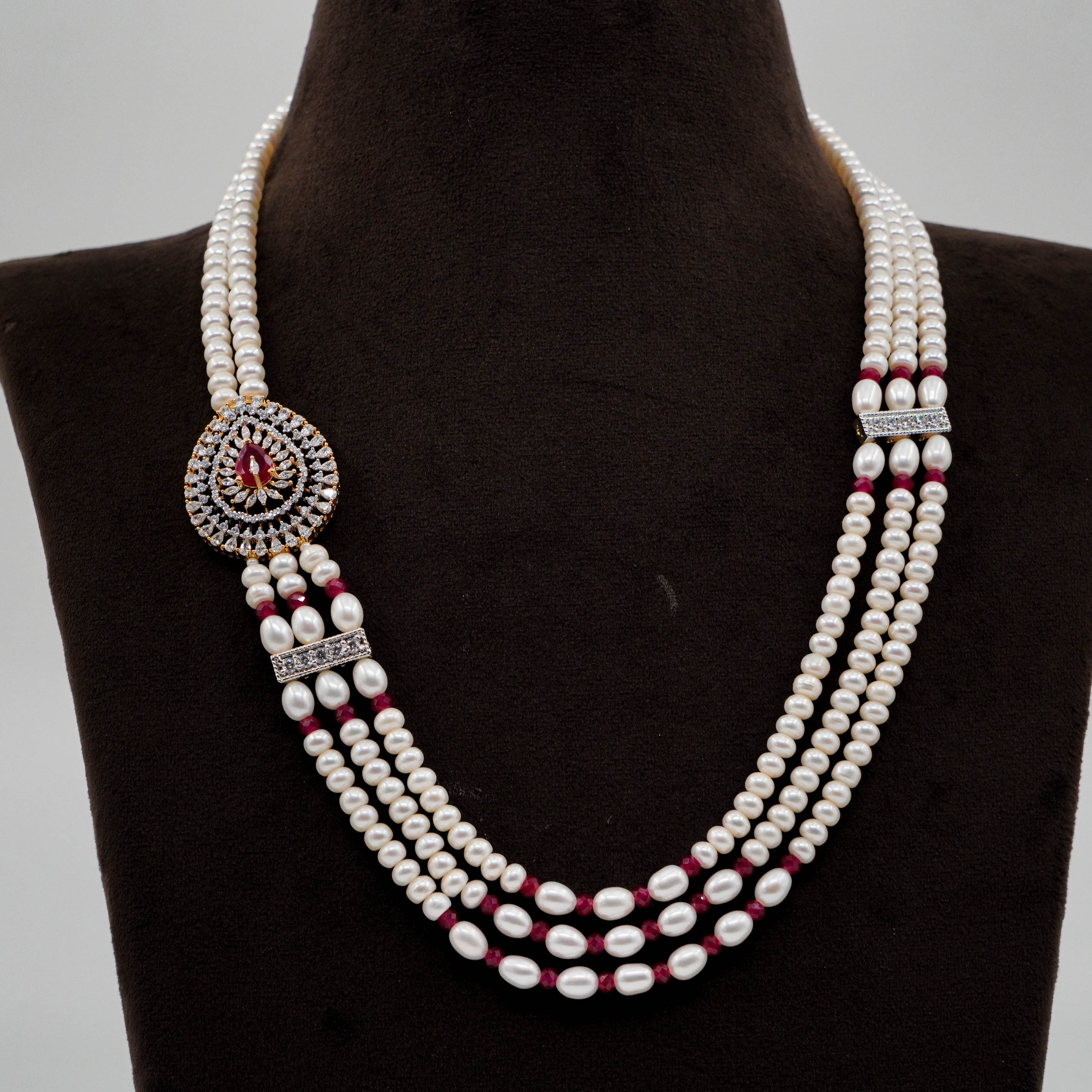 Pearl Necklace Set