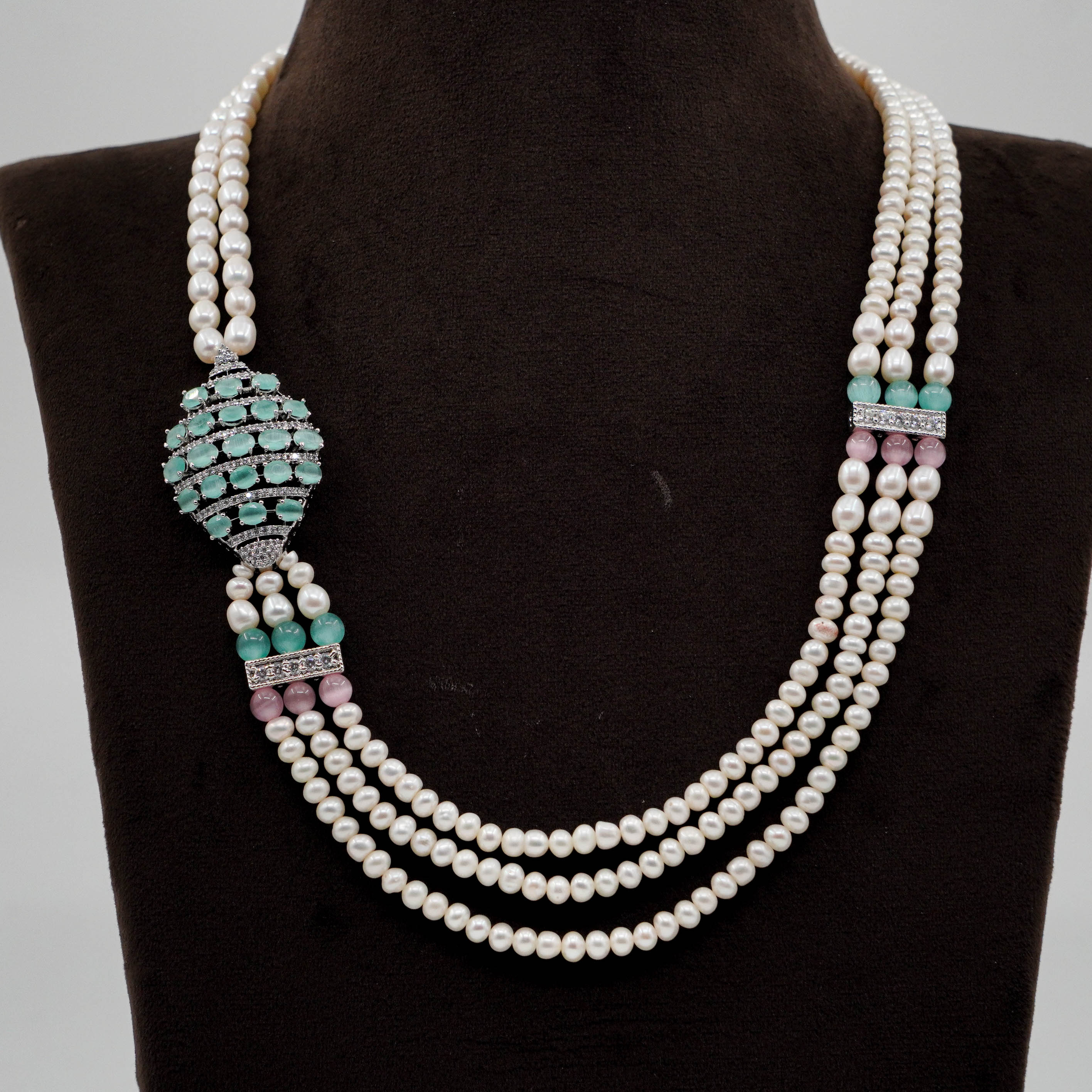 Pearl Necklace Set