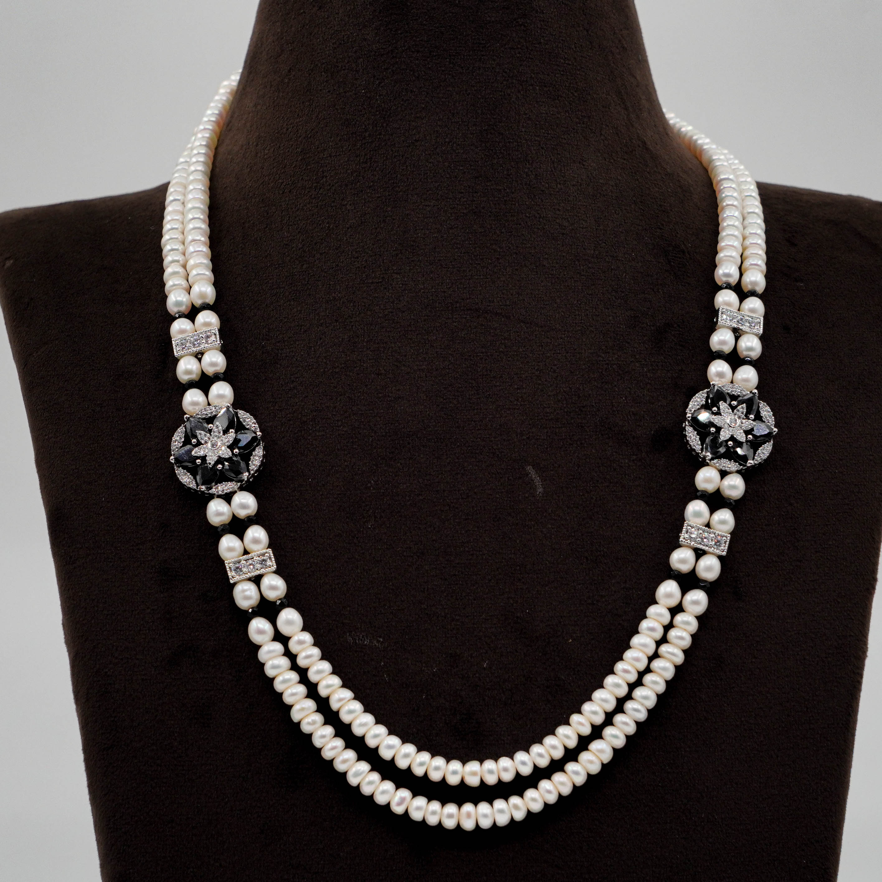 Pearl Necklace Set