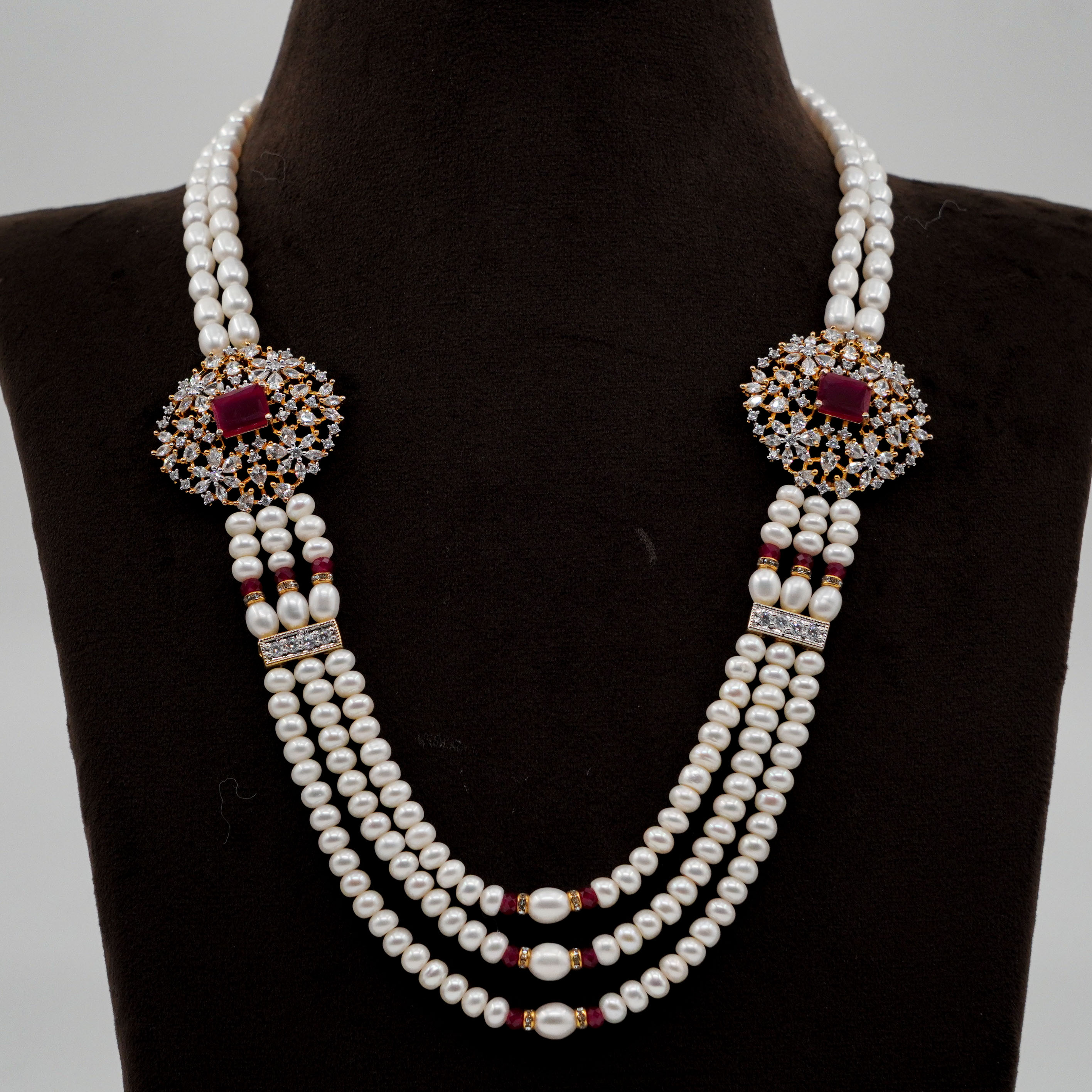 Pearl Necklace Set