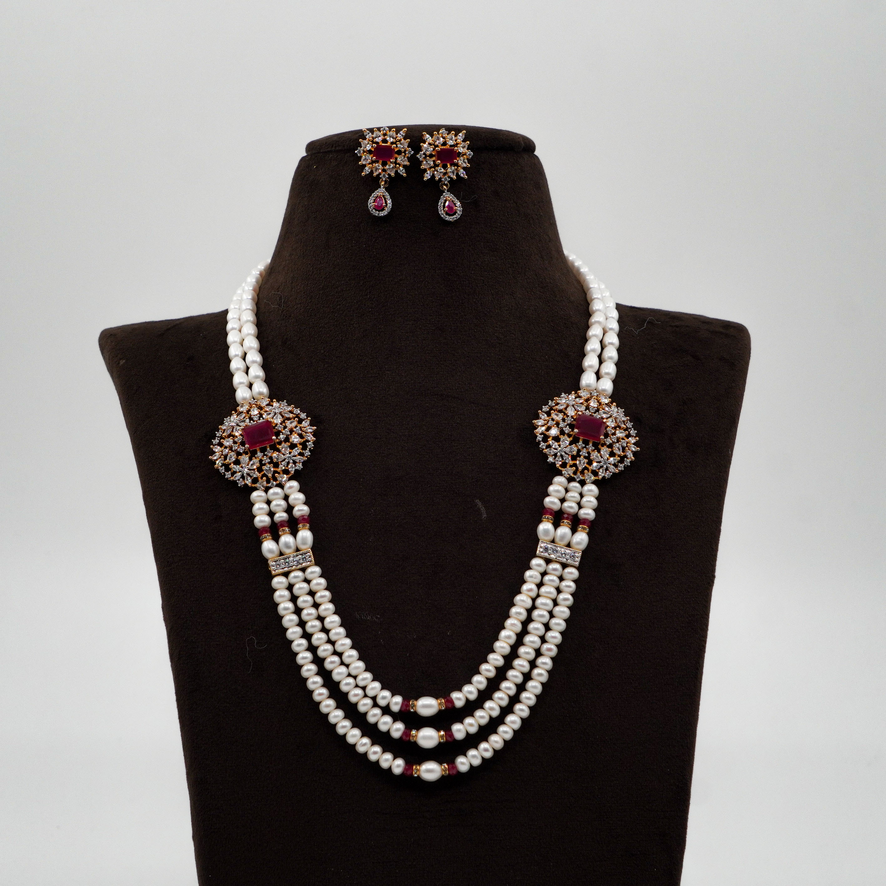 Pearl Necklace Set