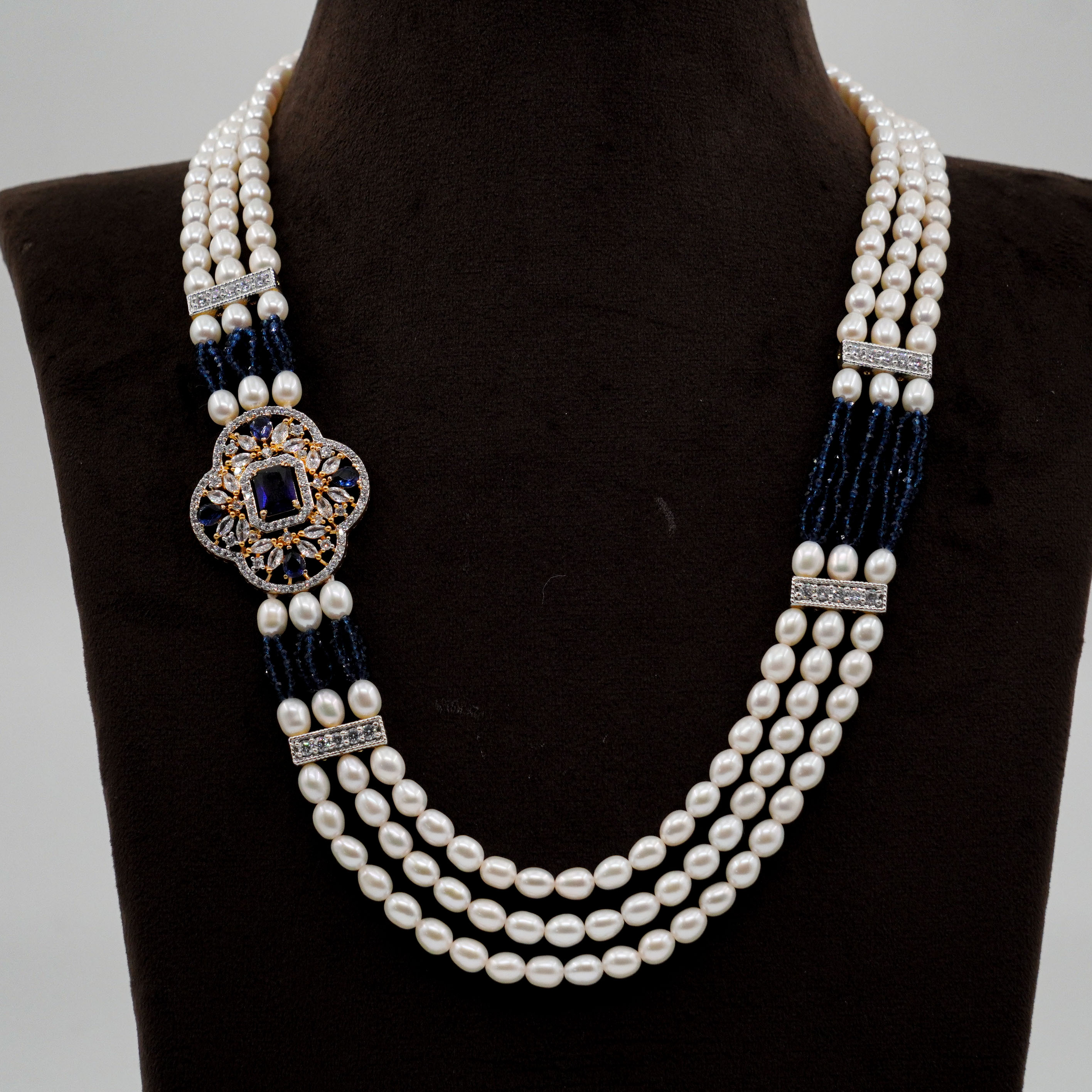 Pearl Necklace Set