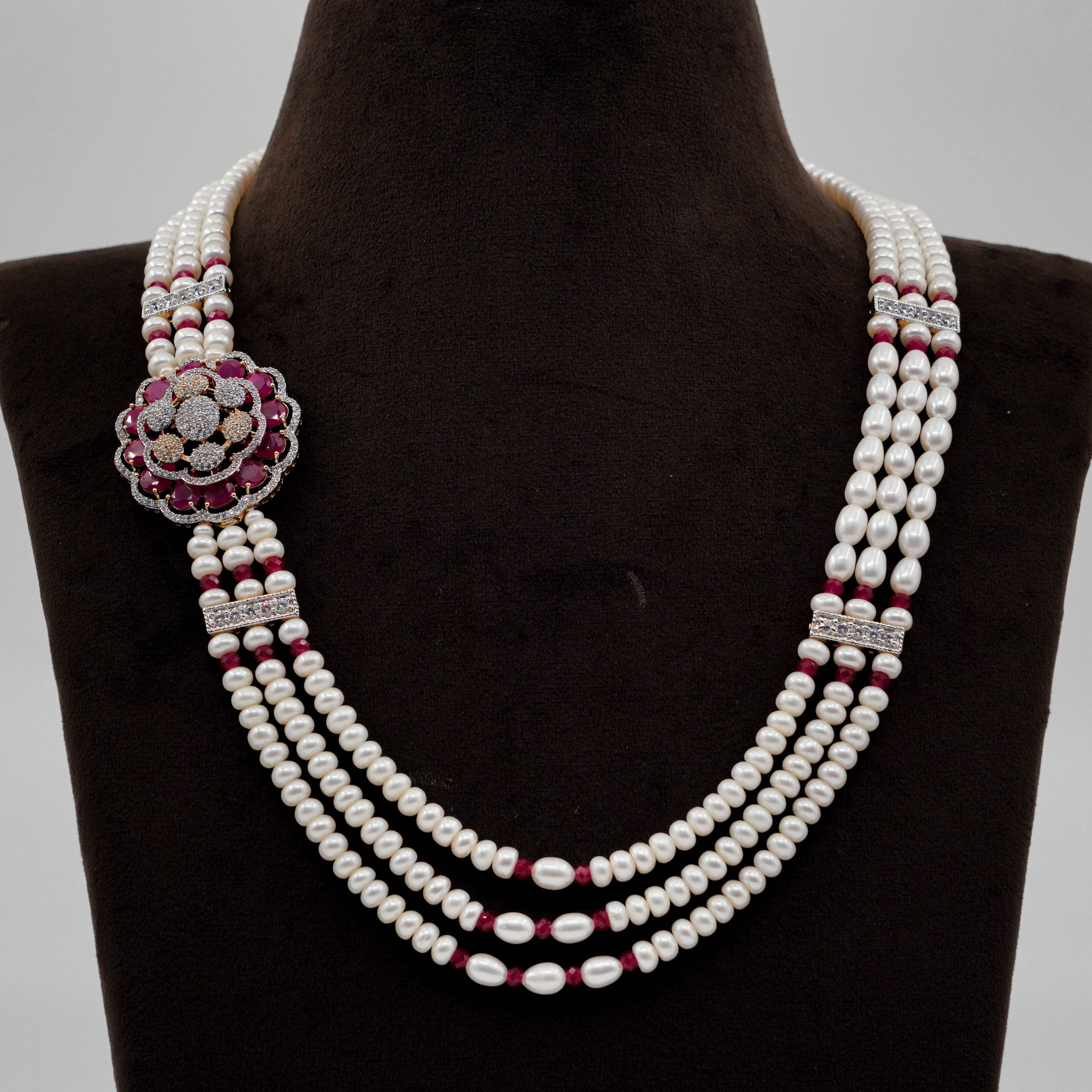 Pearl Necklace Set