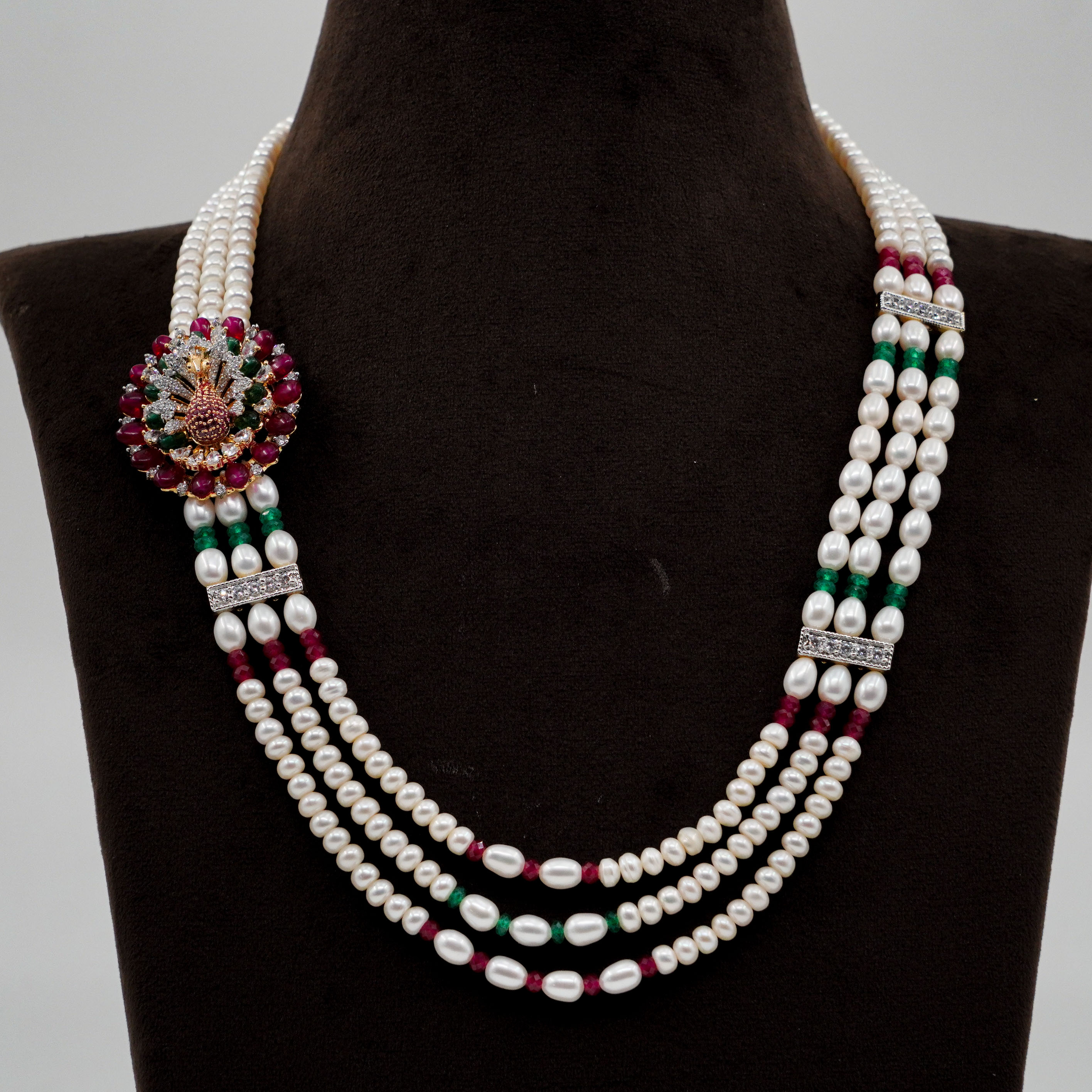 Pearl Necklace Set