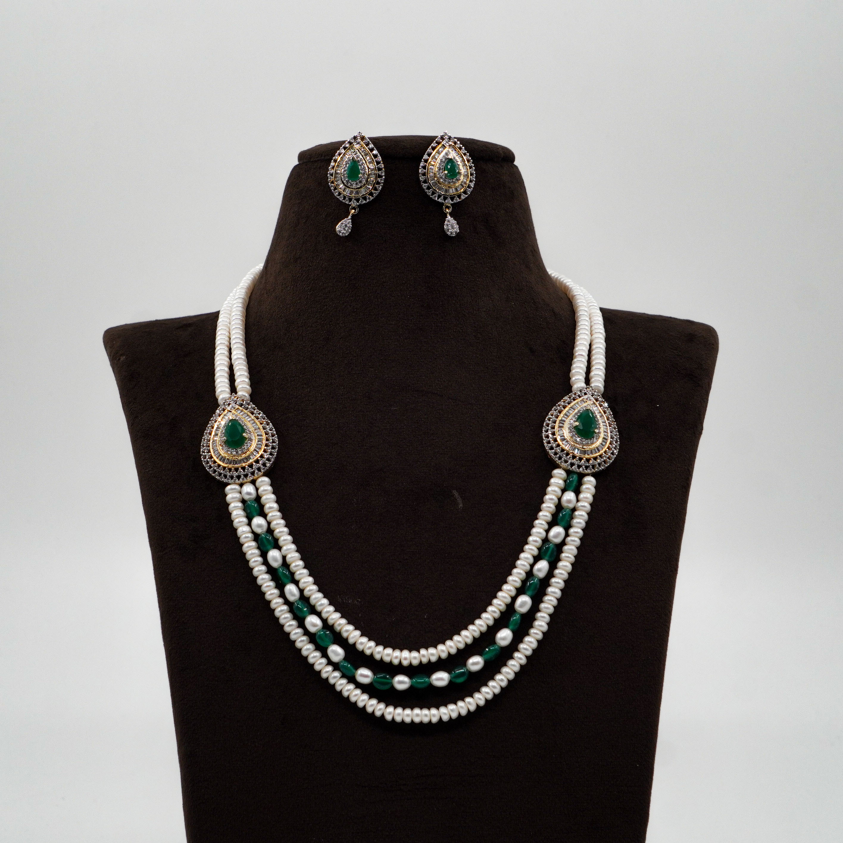 Pearl Necklace Set