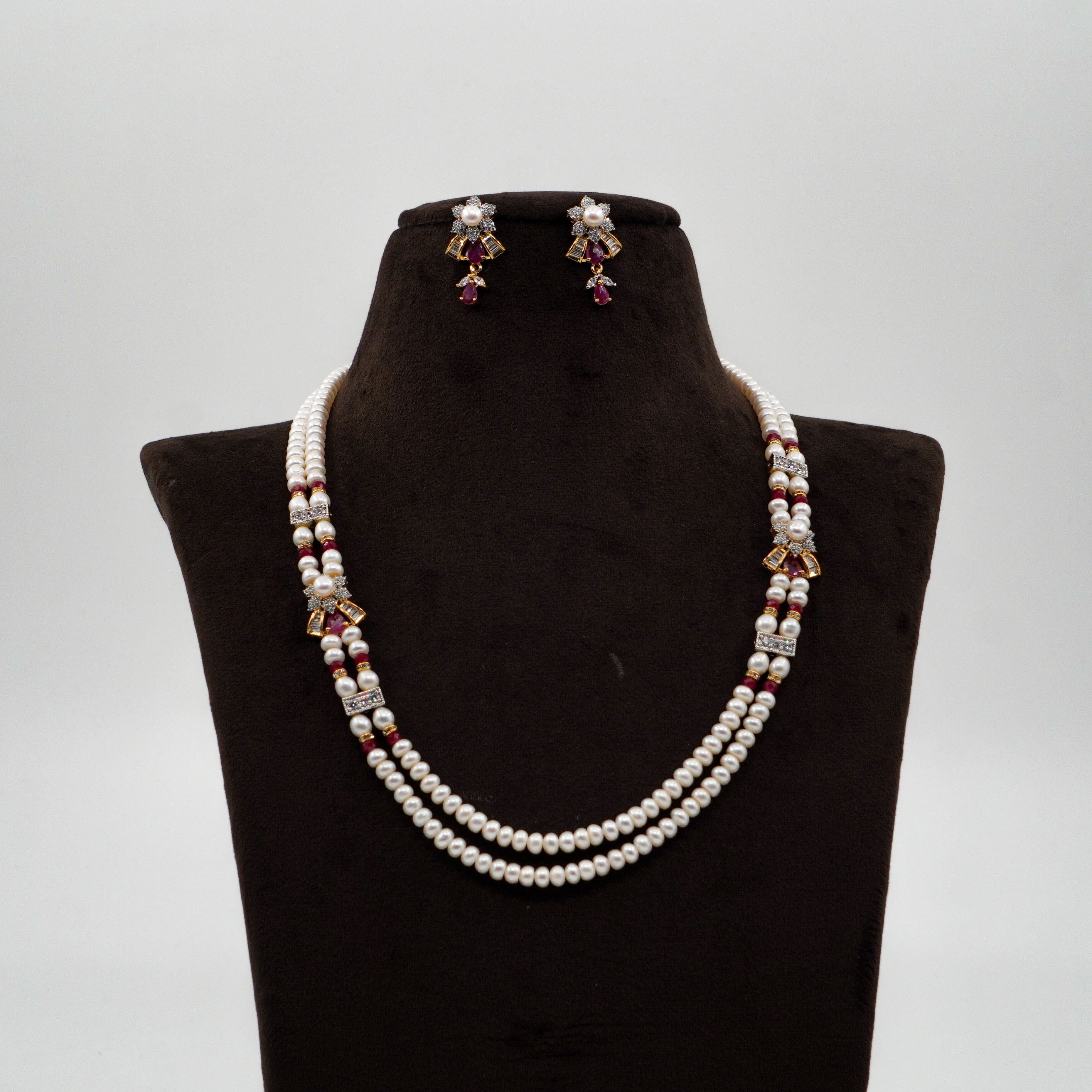 Pearl Necklace Set