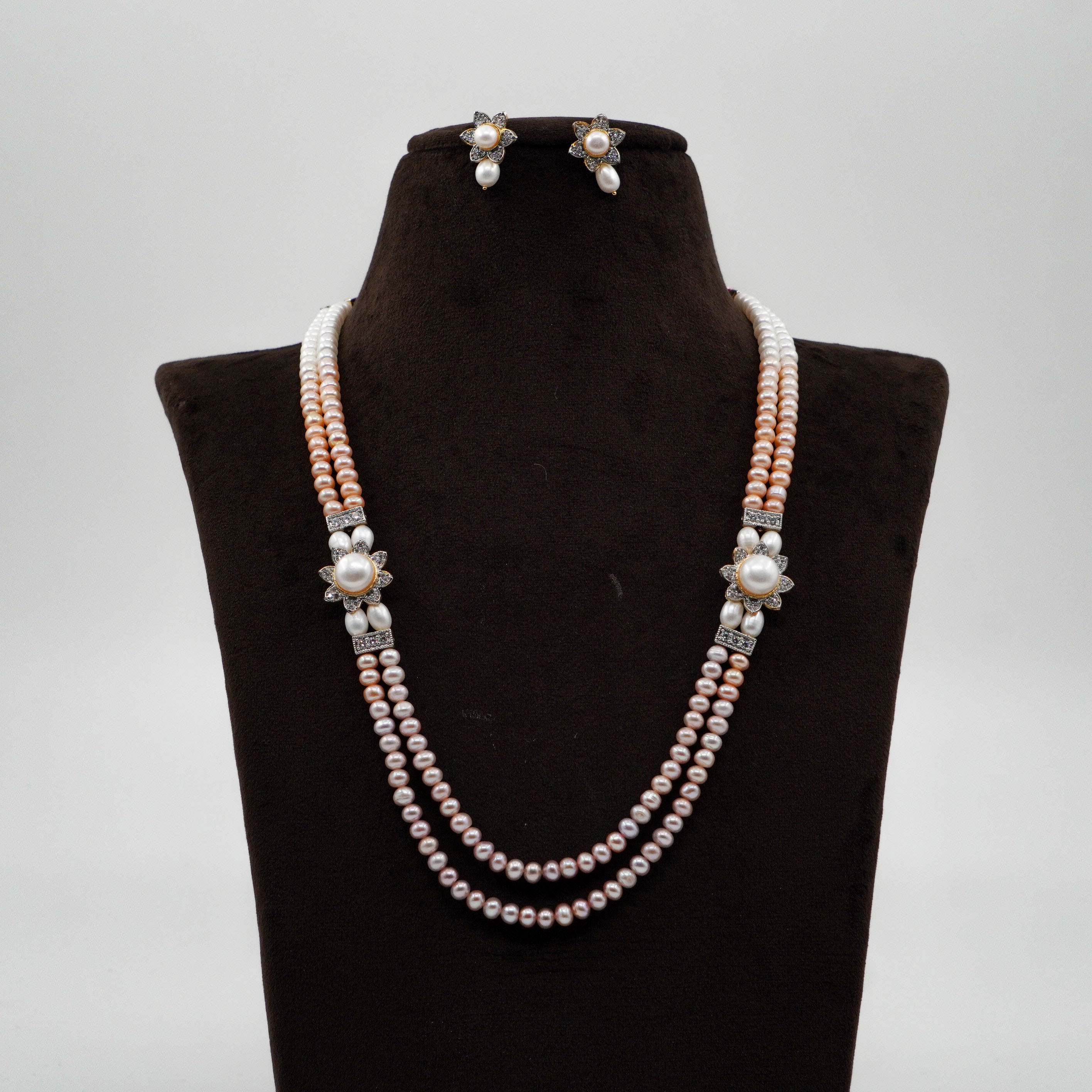 Pearl Necklace Set