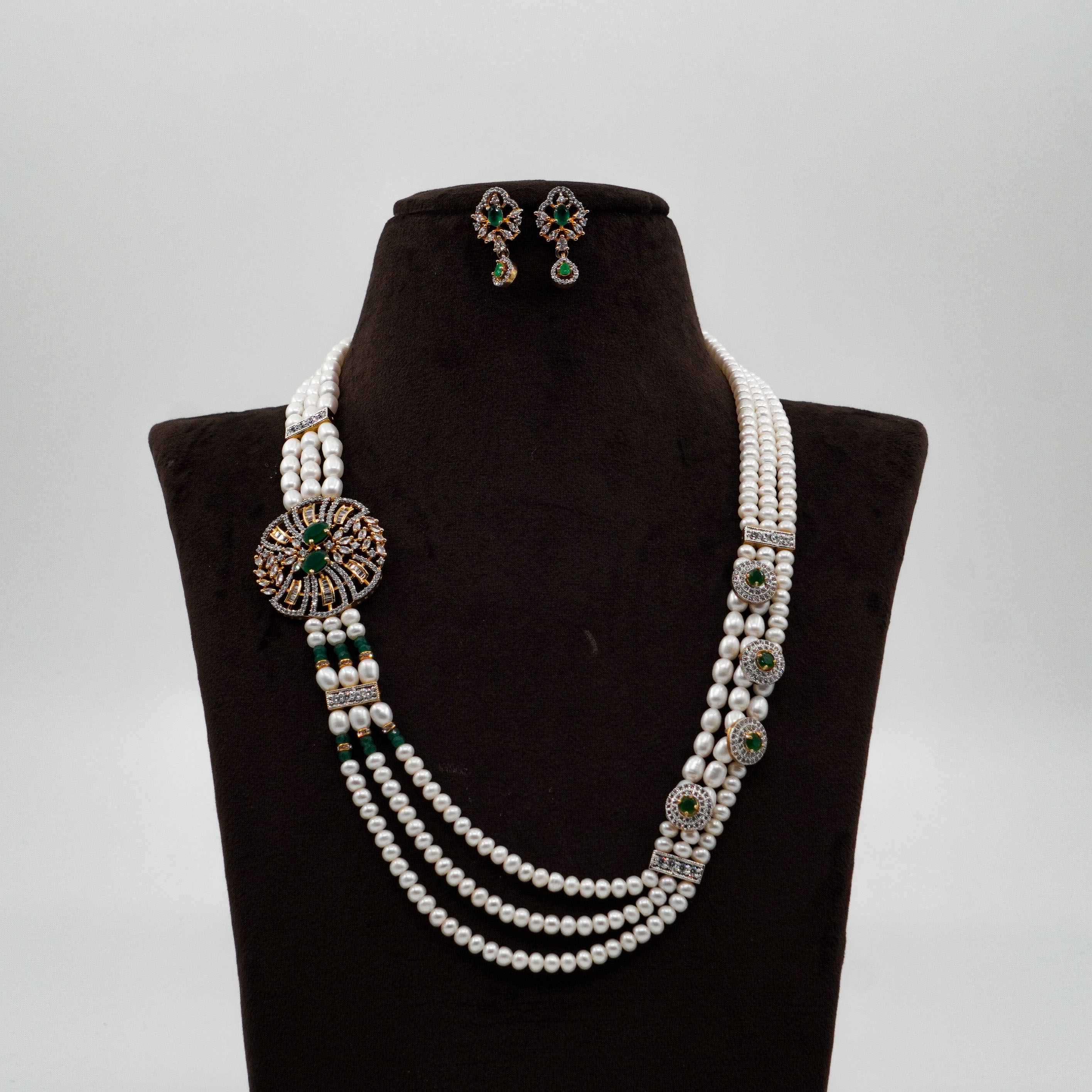 Pearl Necklace Set