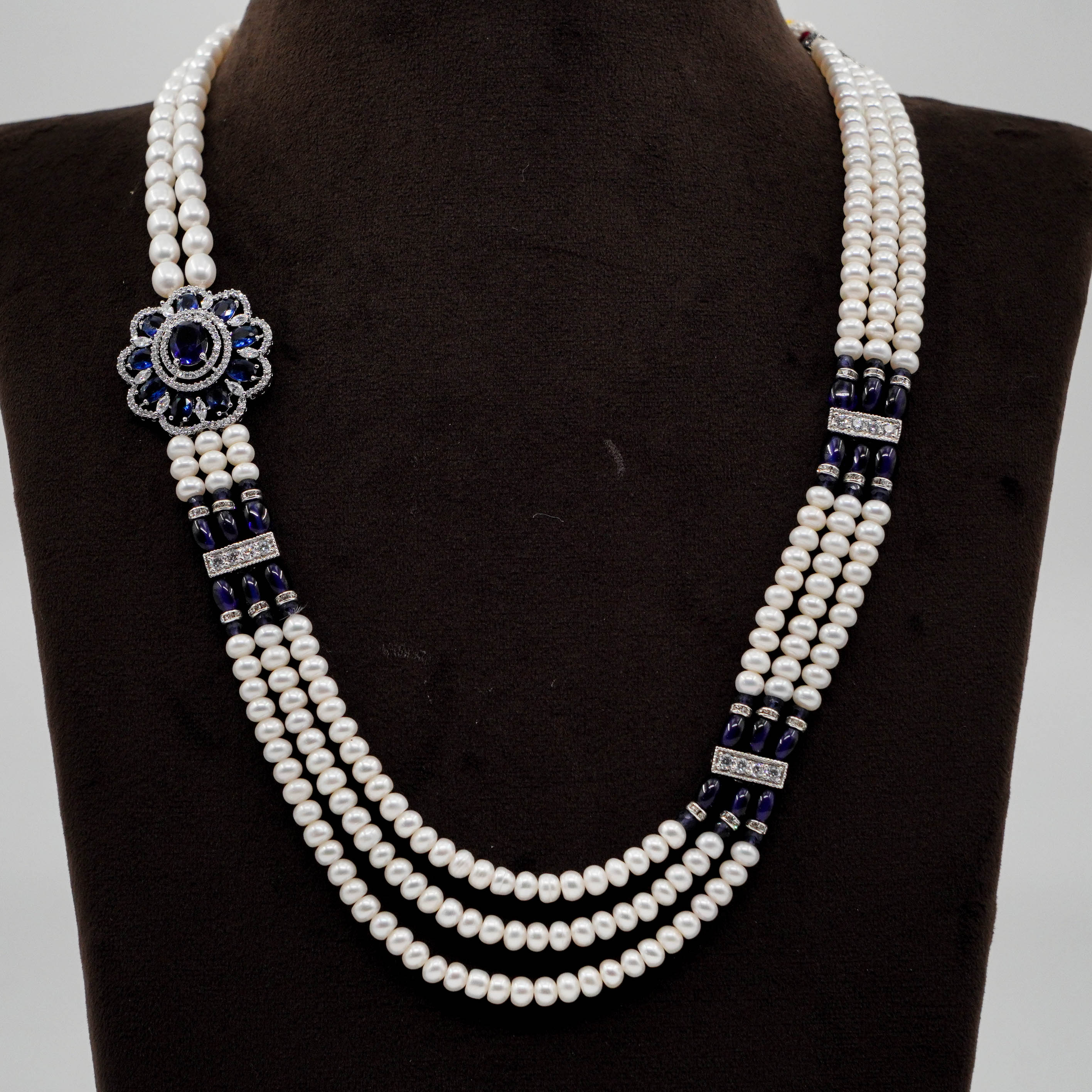 Pearl Necklace Set