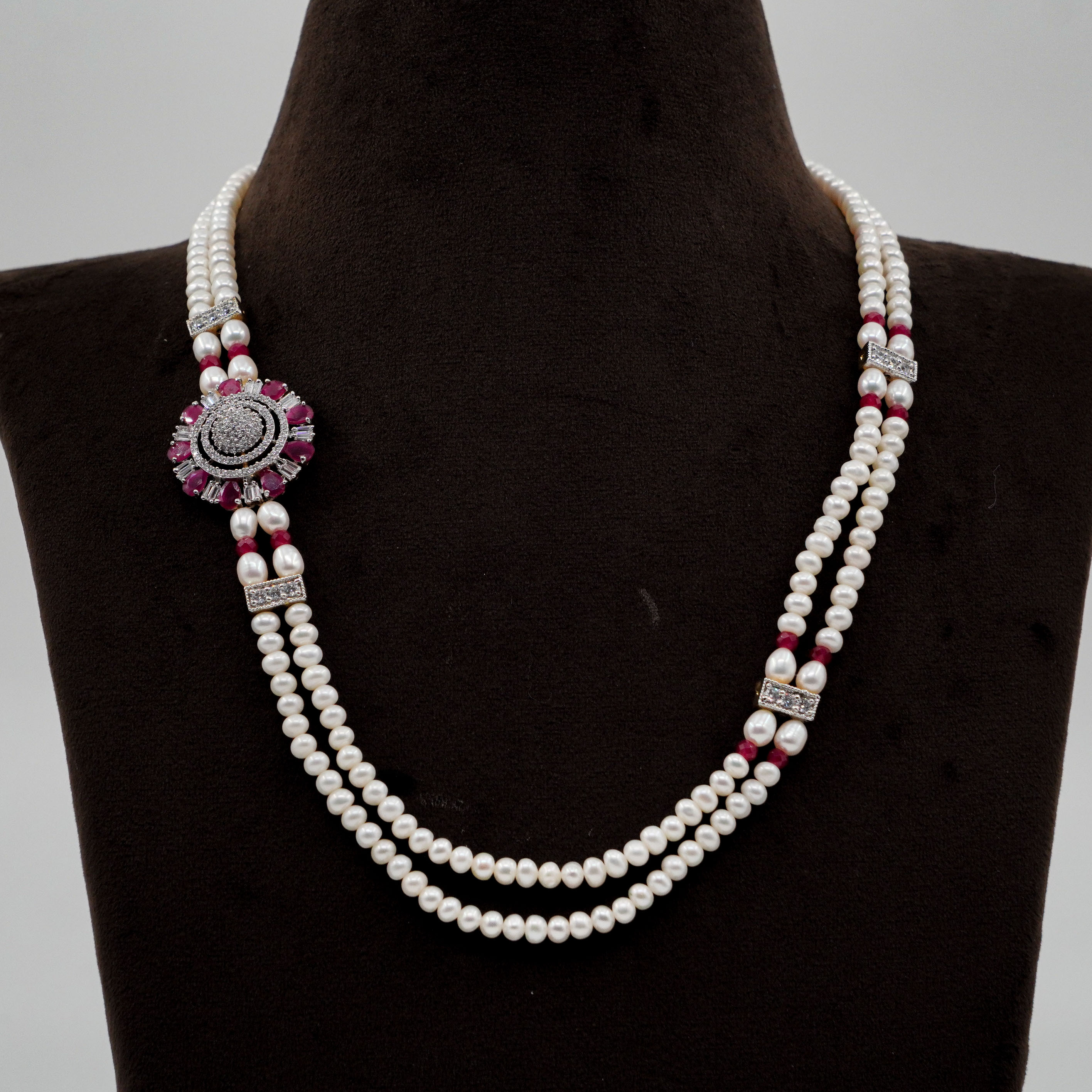 Pearl Necklace Set