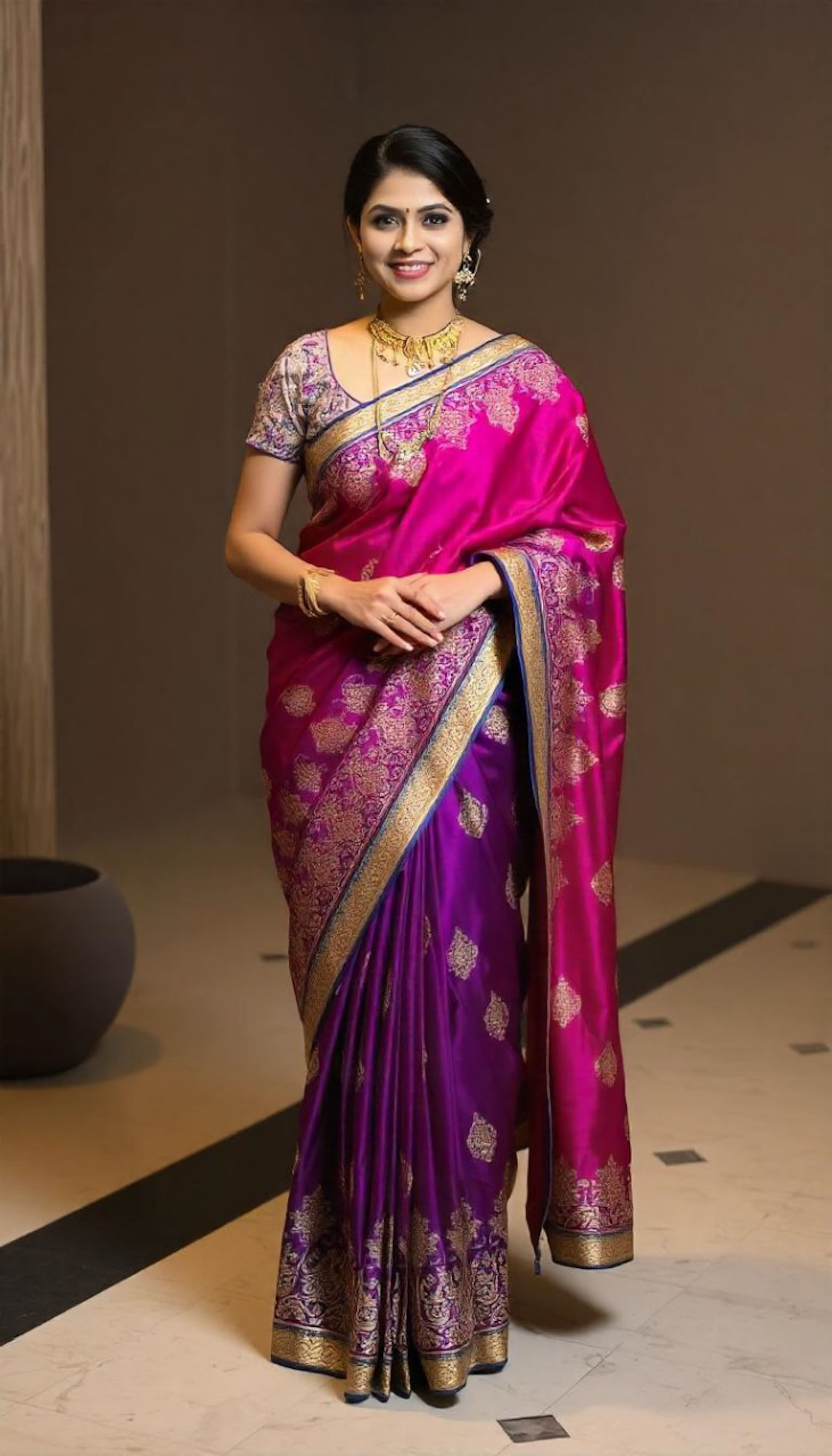 StyleNest - Saree