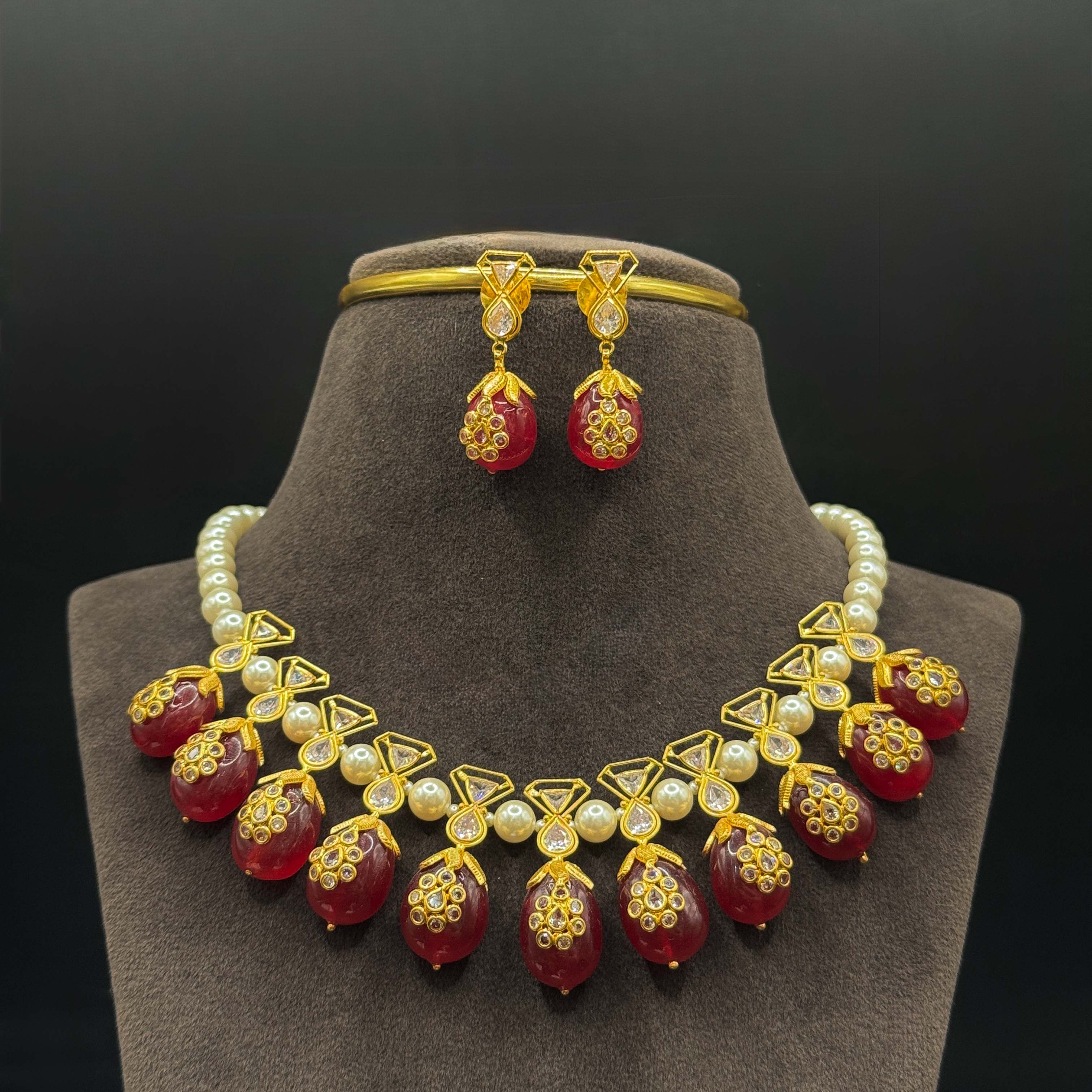 Kimtee Jewellers - Red Kundan Style w/ Pearls 916 Gold Set