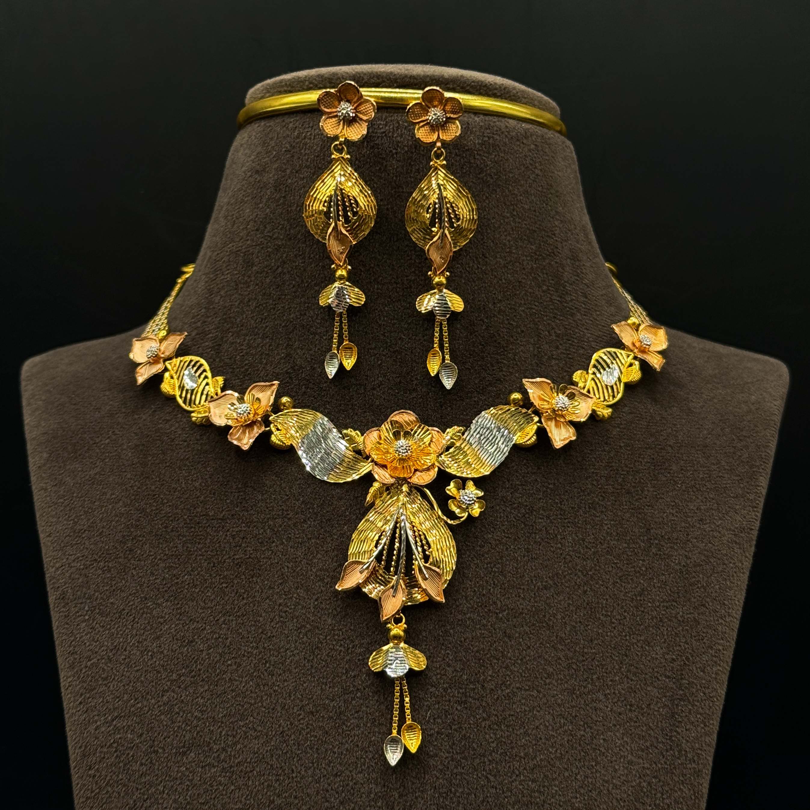 Kimtee Jewellers - Italian Style 916 Gold Dubai Flower Design Necklace