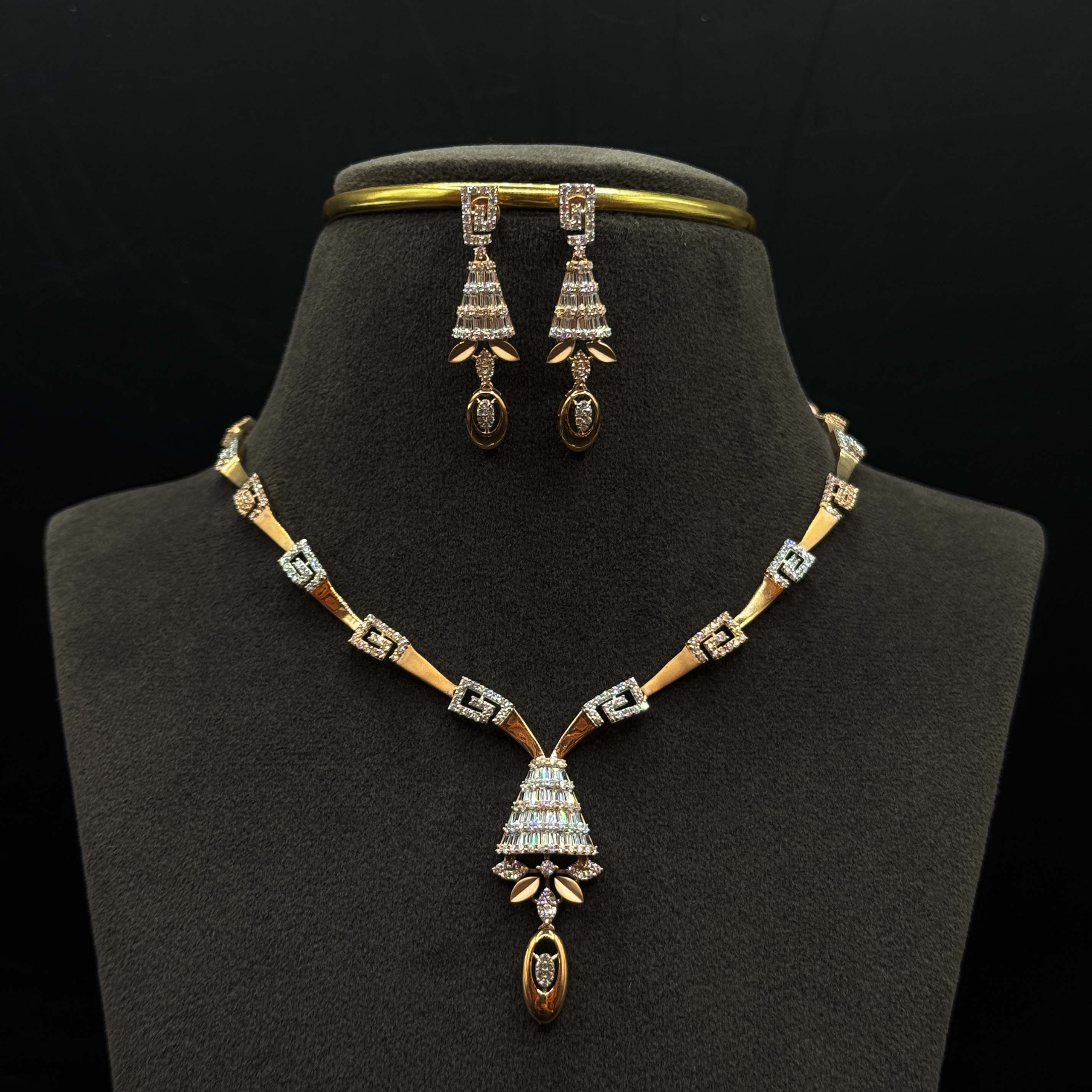 Kimtee Jewellers - Versace Rose Gold 18K Swarovski Necklace Set