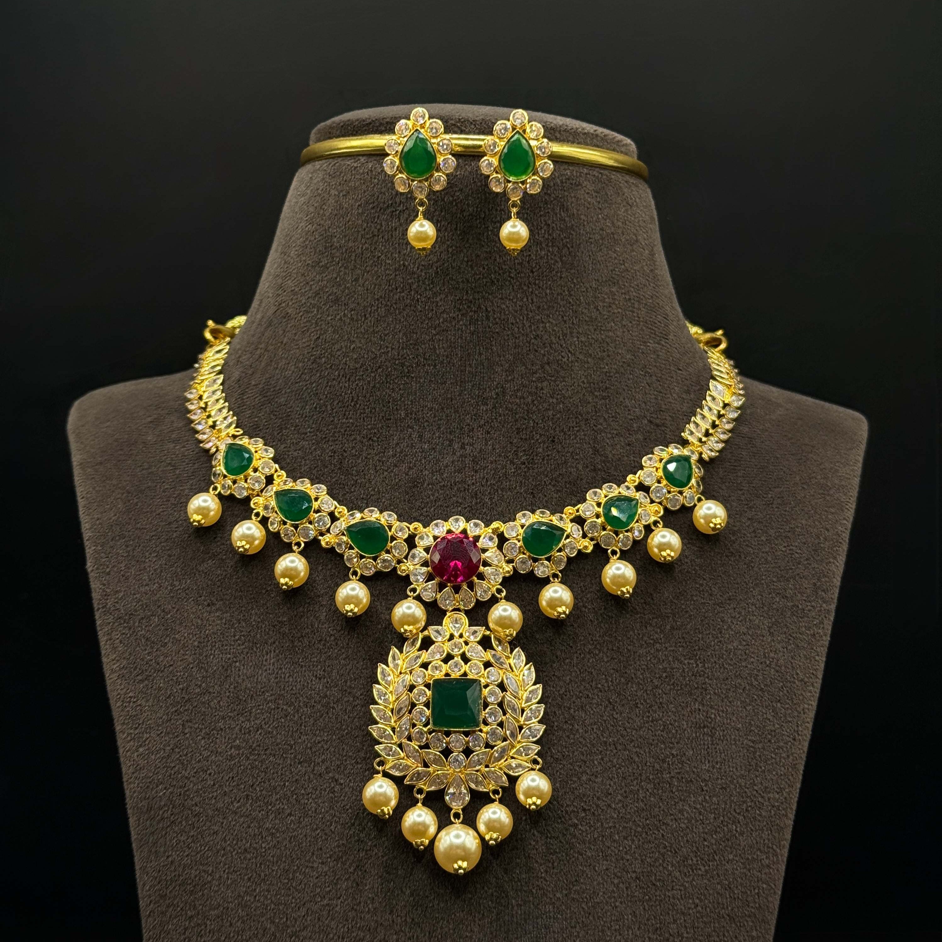 Kimtee Jewellers - Maharani Style 916 Gold Necklace Set