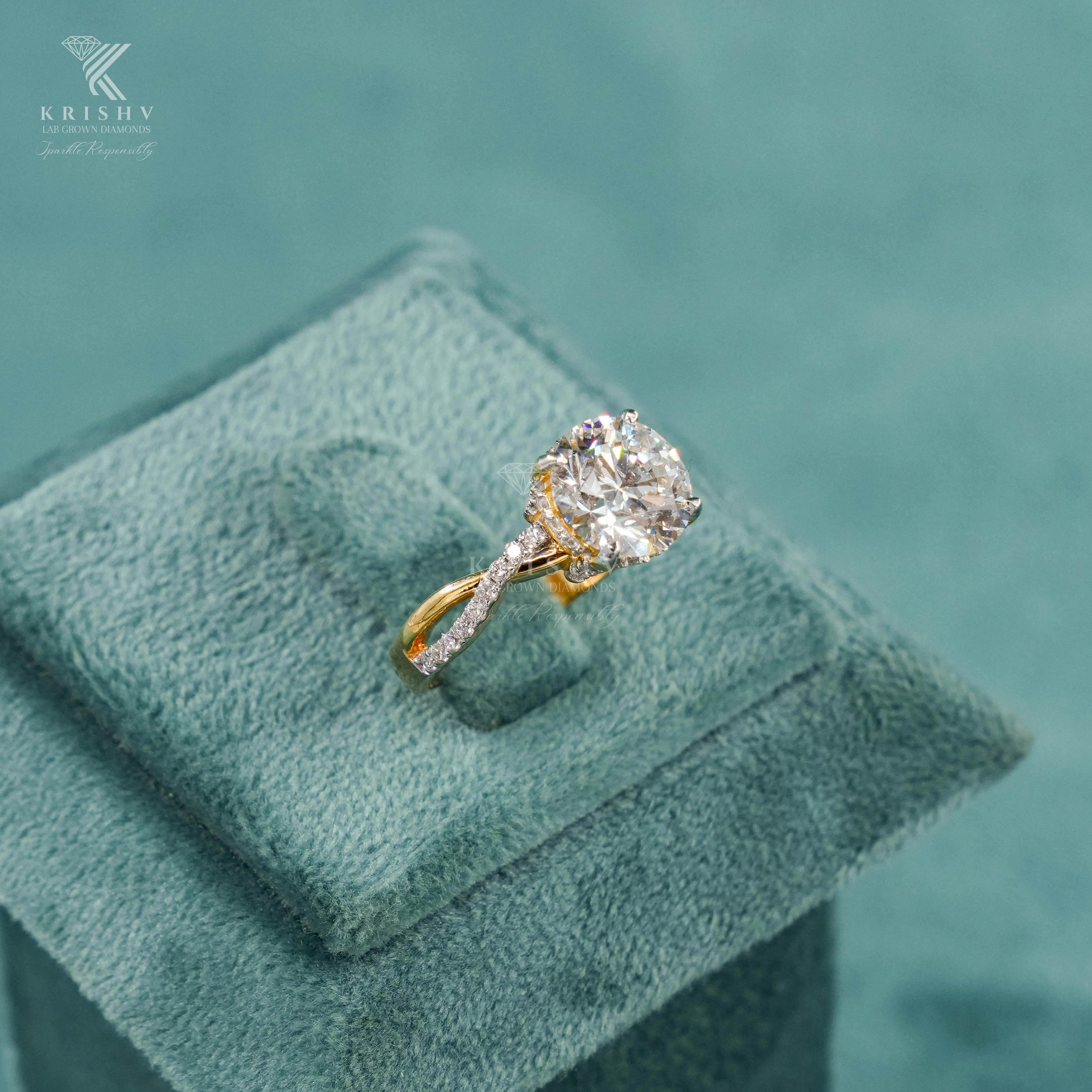 Krishv Lab Grown Diamonds - DIAMOND RING