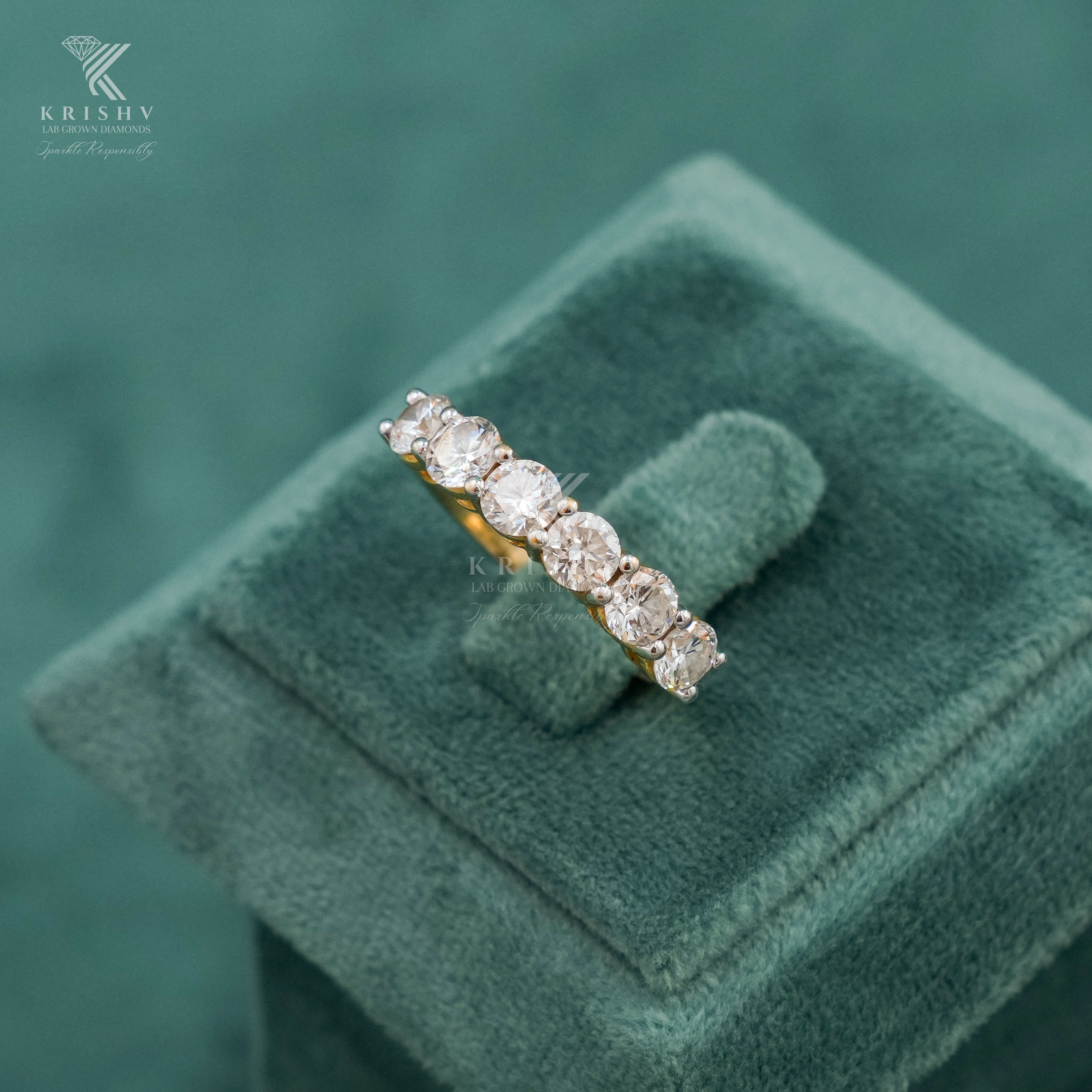 Krishv Lab Grown Diamonds - Diamond Ring