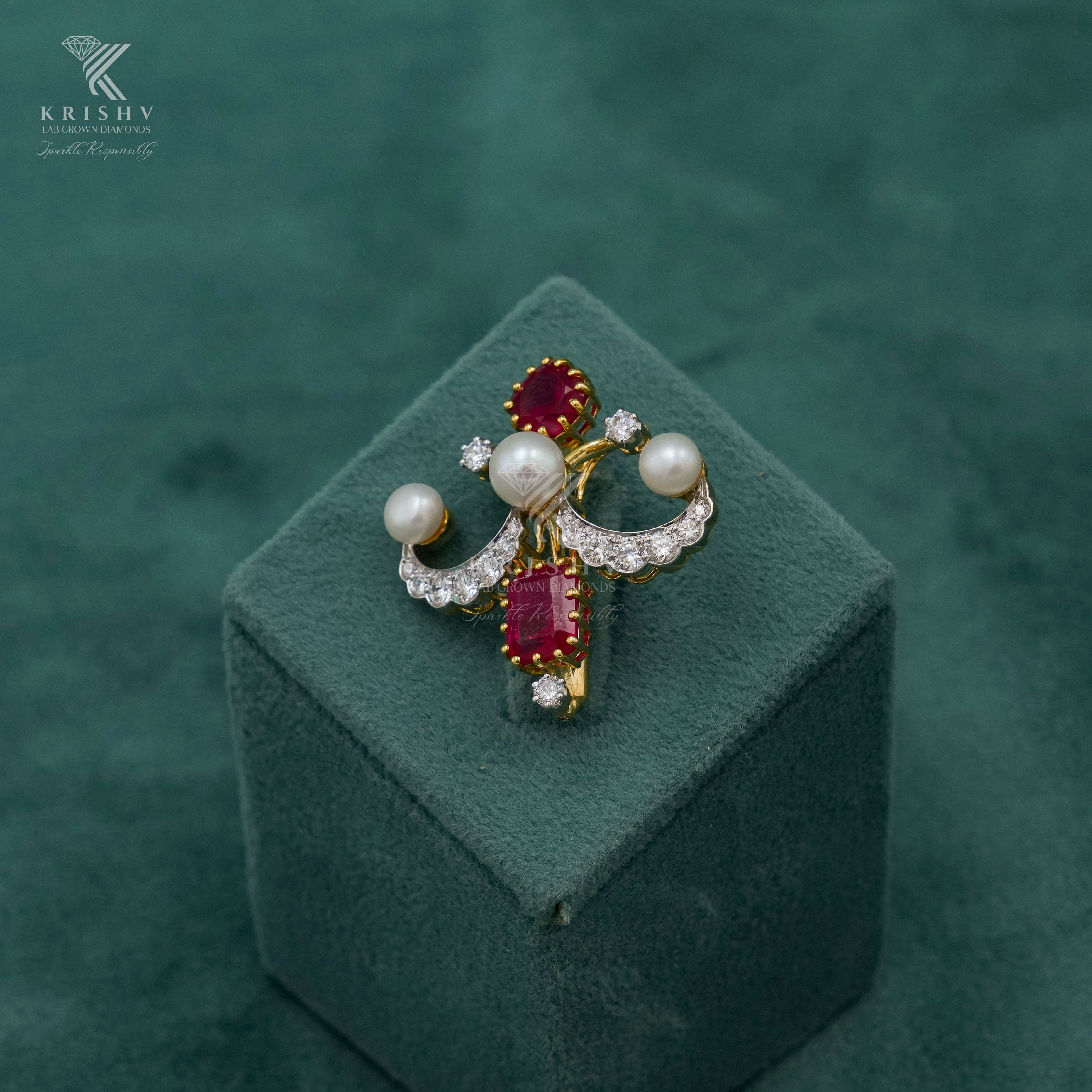 Krishv Lab Grown Diamonds - Diamond Brouches