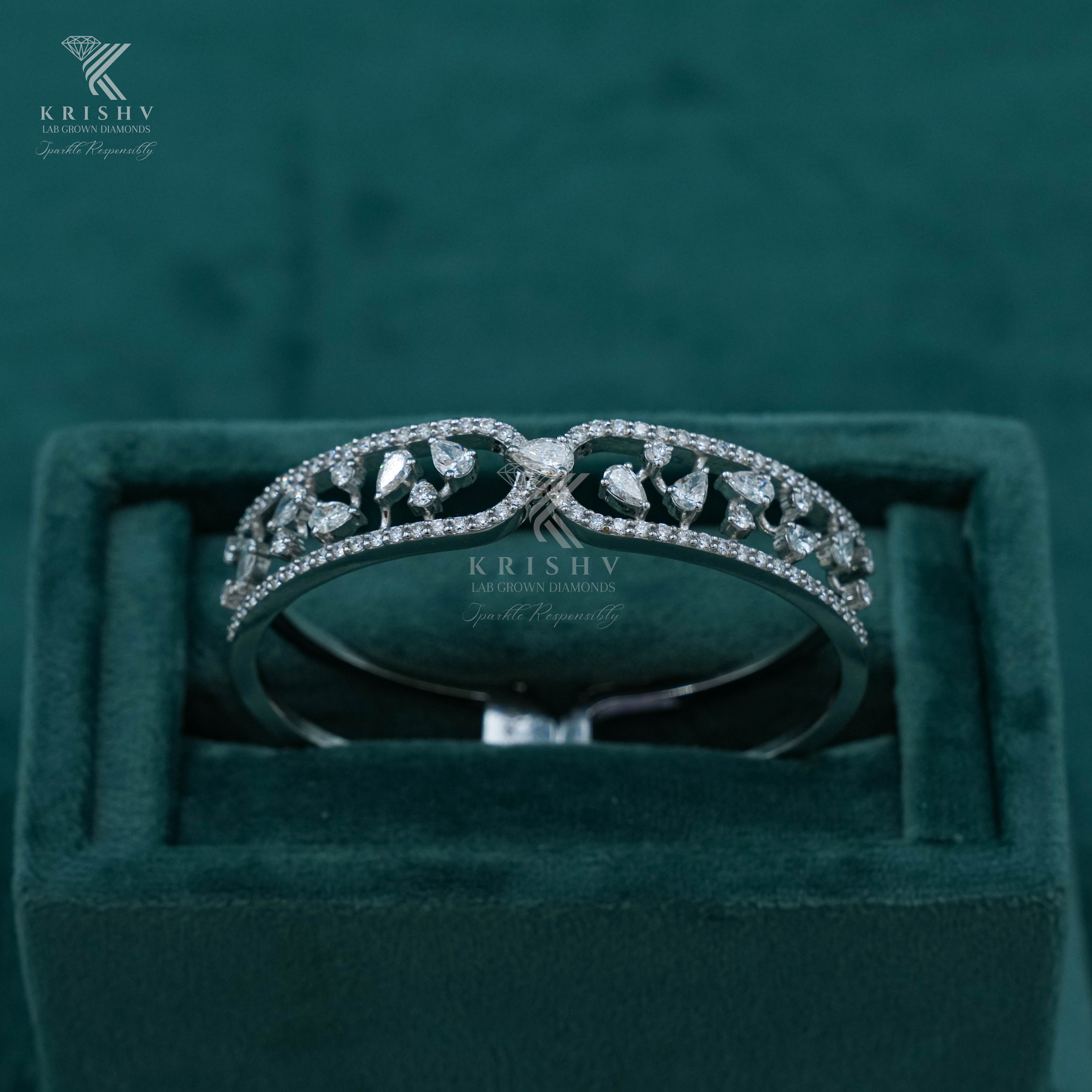 Krishv Lab Grown Diamonds - Diamond Bracelets