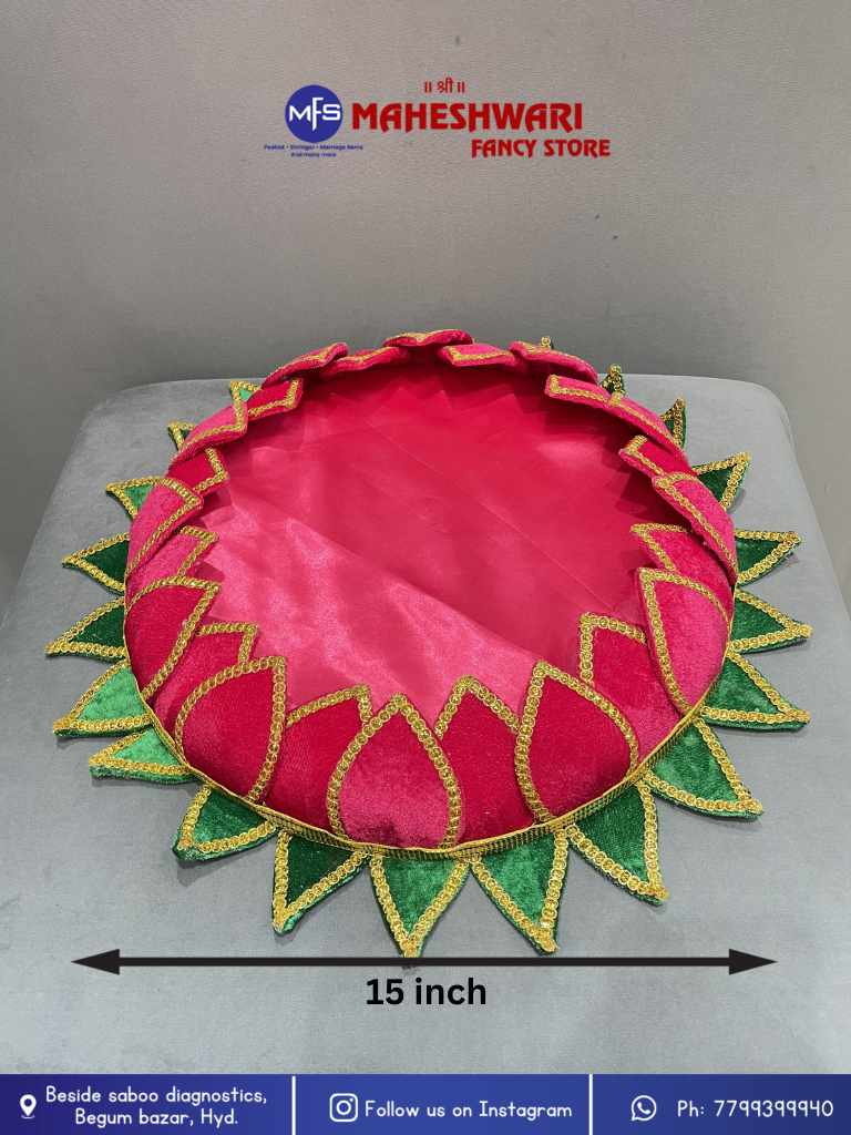 Maheshwari Fancy Store - Velvet Lotus Stand