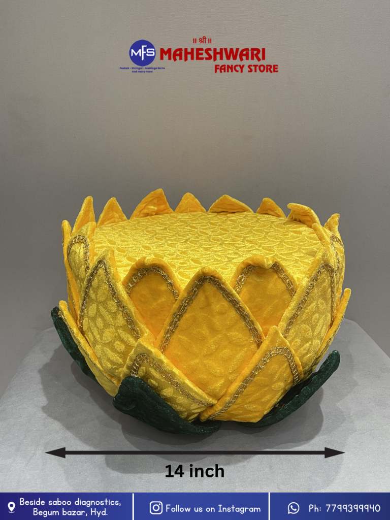 Maheshwari Fancy Store - Velvet Lotus Stand