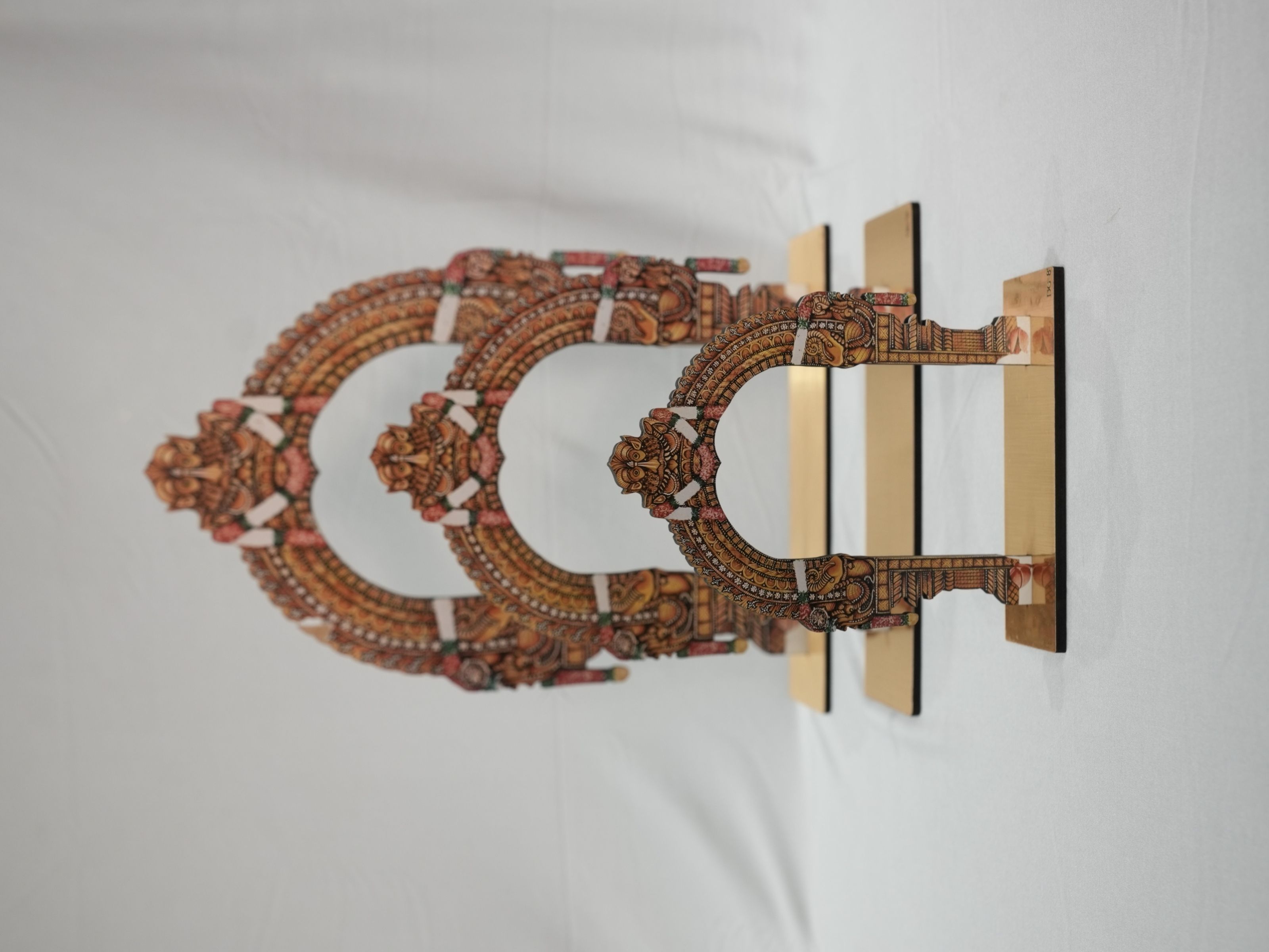 Arch Cutout