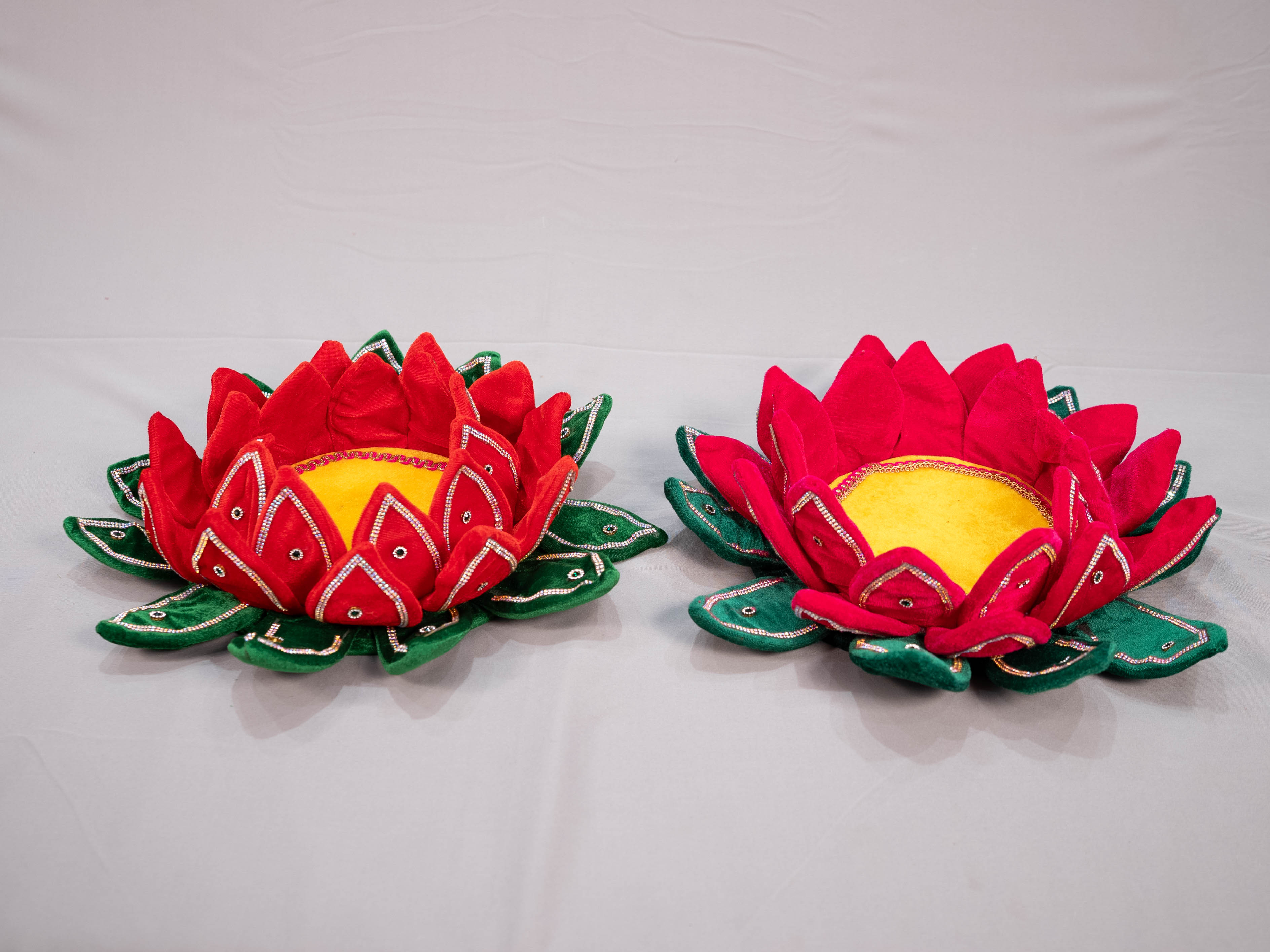 Maheshwari Fancy Store - Velvet Lotus Stand