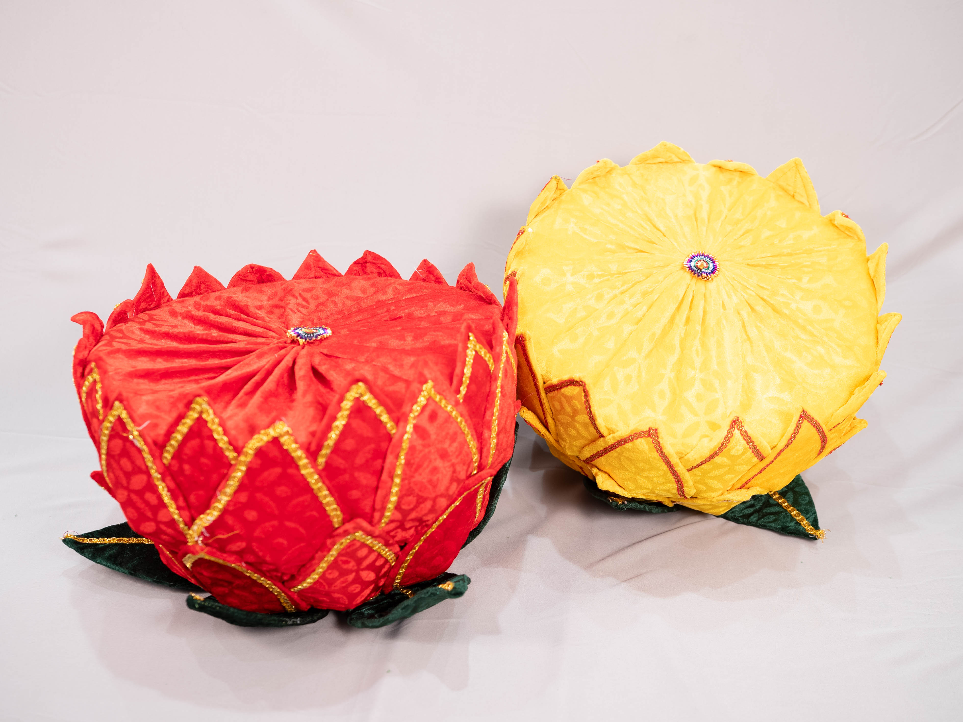 Maheshwari Fancy Store - Velvet Lotus Stand