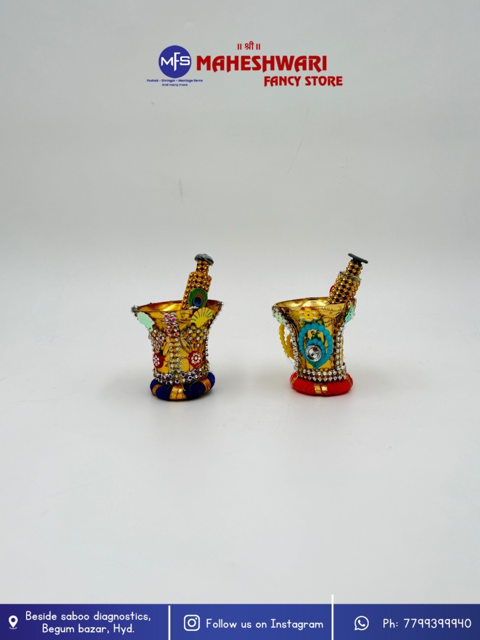 Maheshwari Fancy Store - Stones Decorated Bucket and Pichkari Set