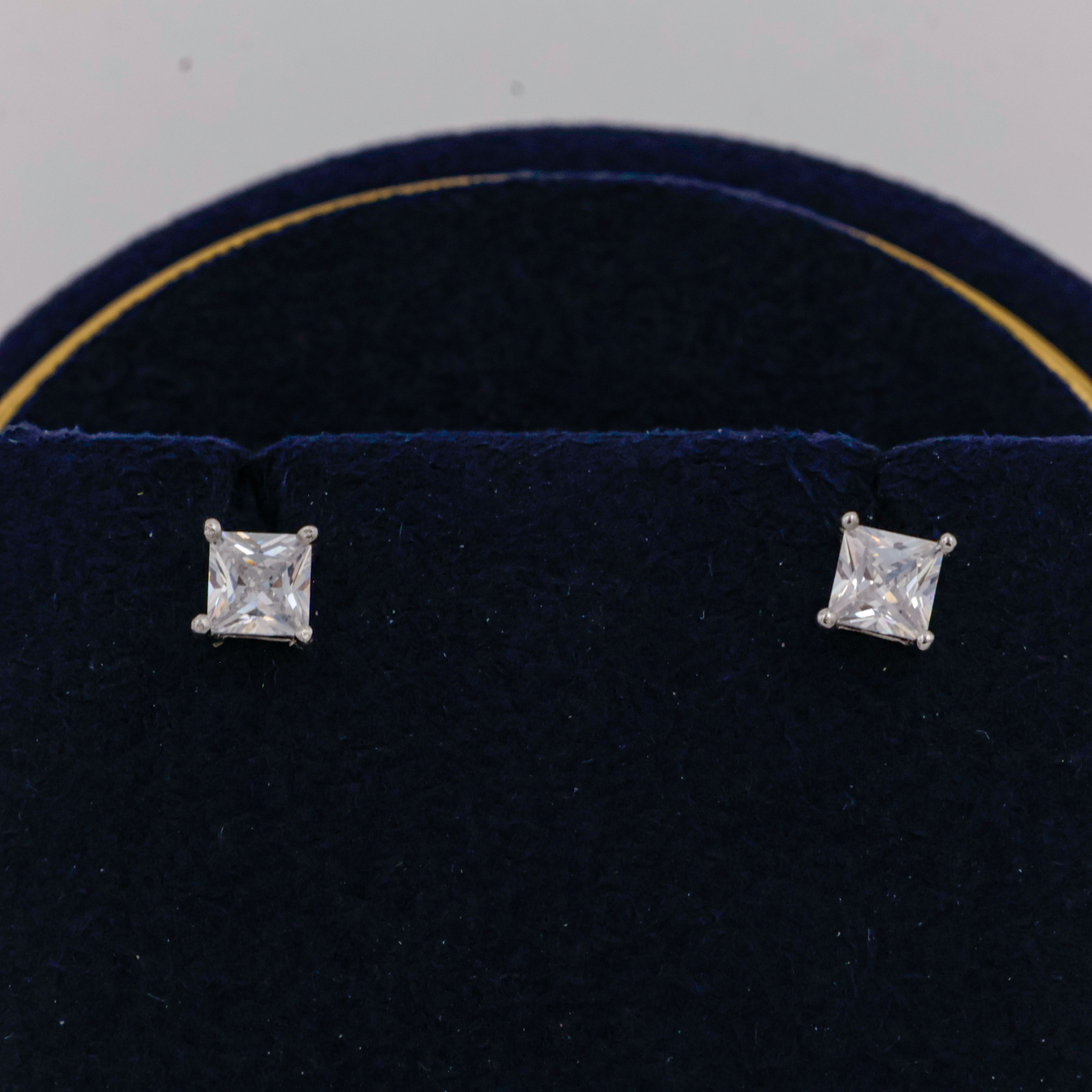 92.5 Silver Earring - 